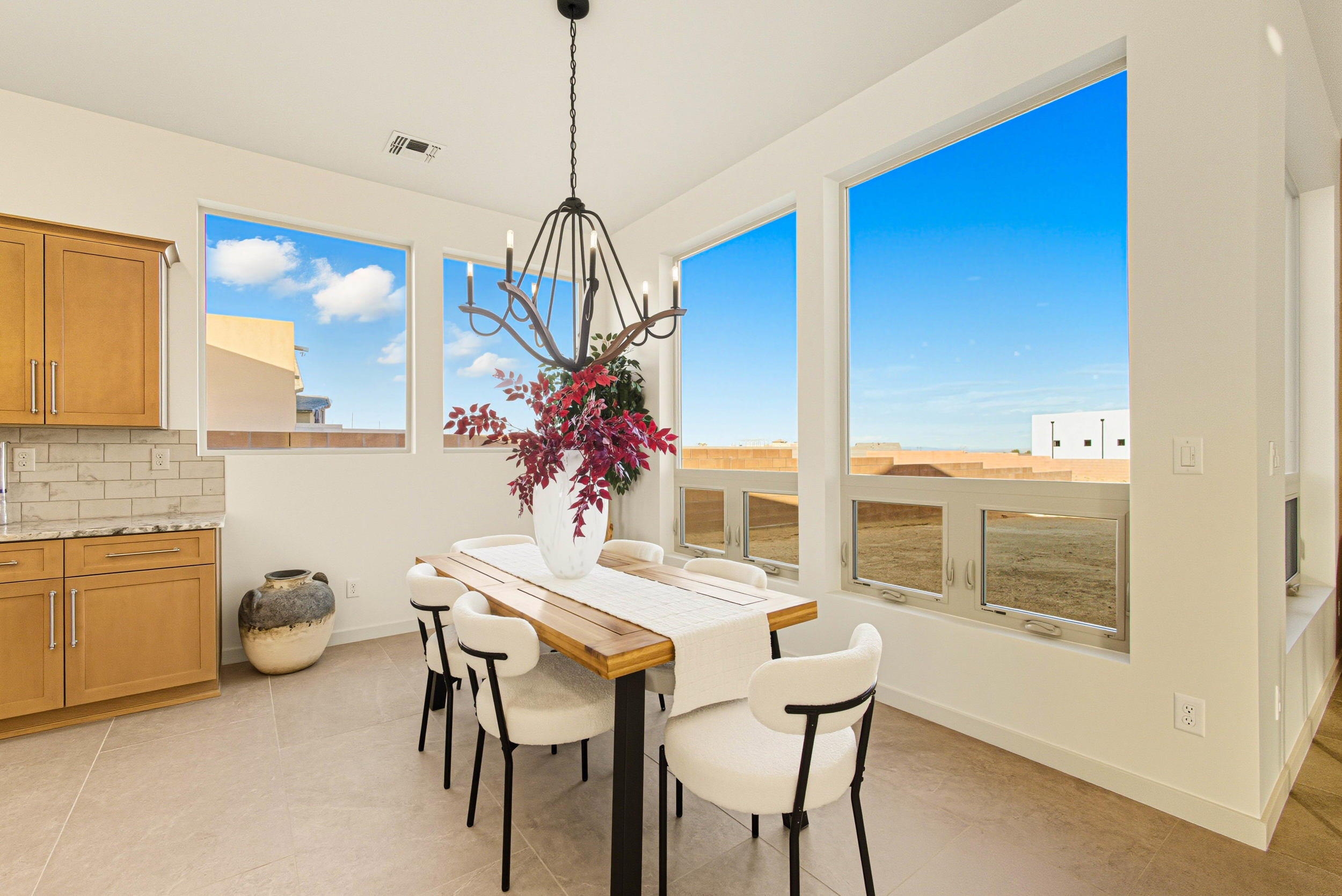 1620 Aztec Sun Court