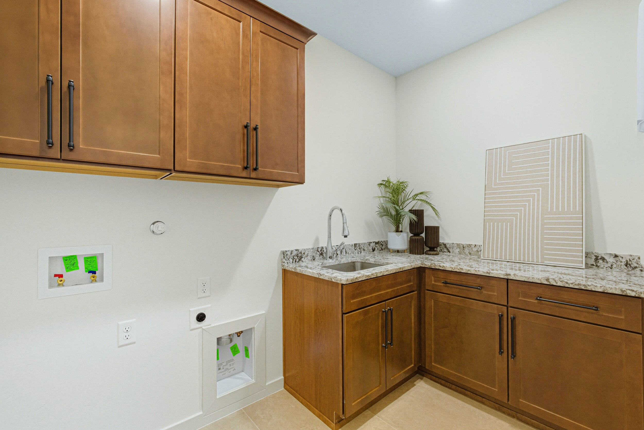 1620 Aztec Sun Court