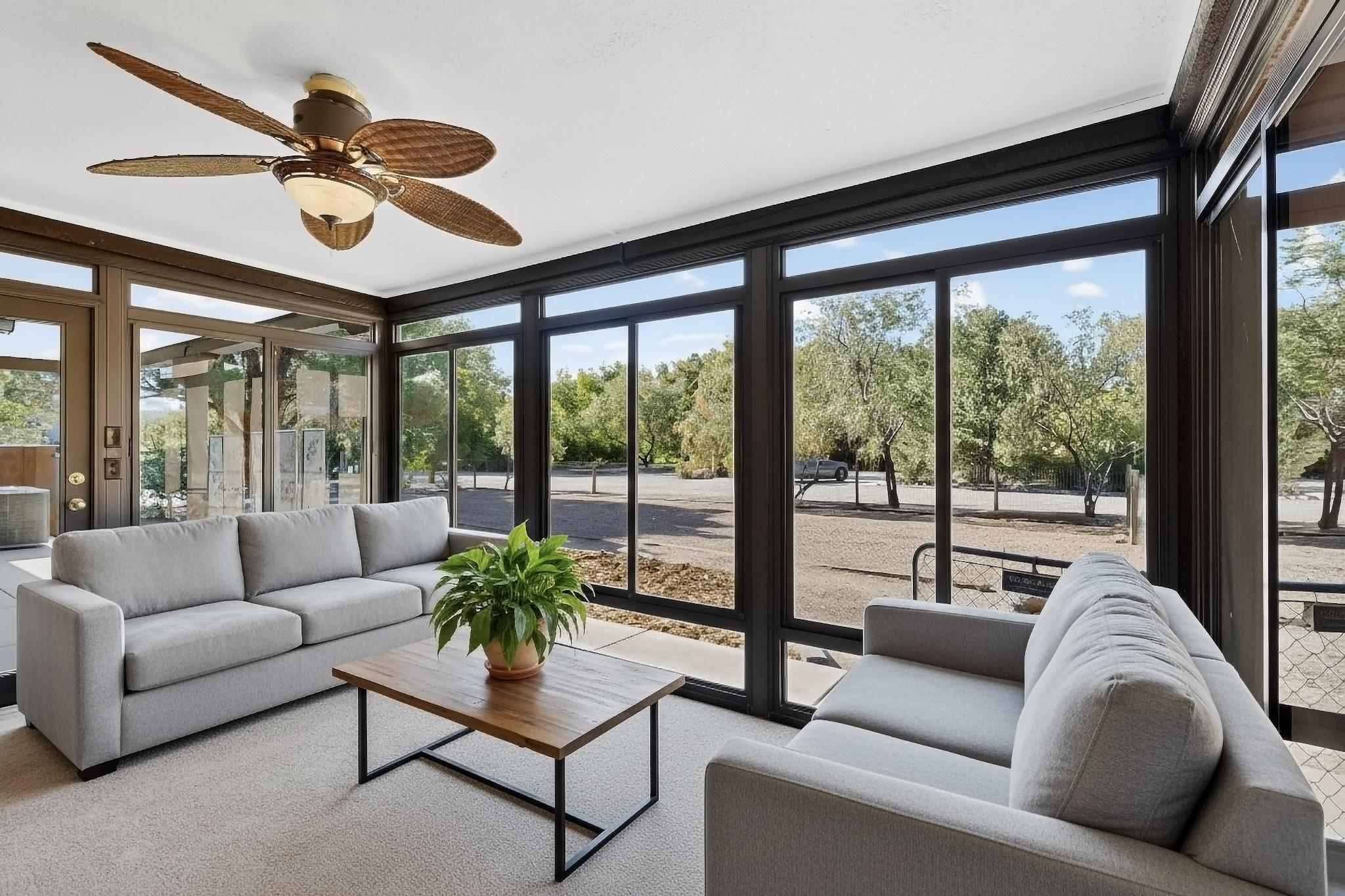 8909 Rio Grande Boulevard NW