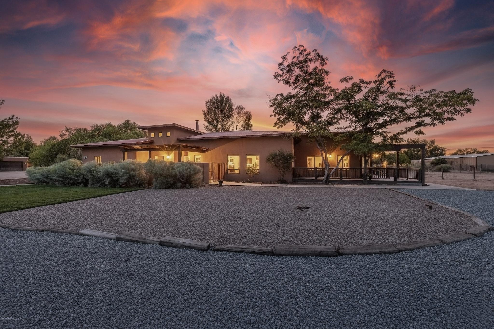 8909 Rio Grande Boulevard NW