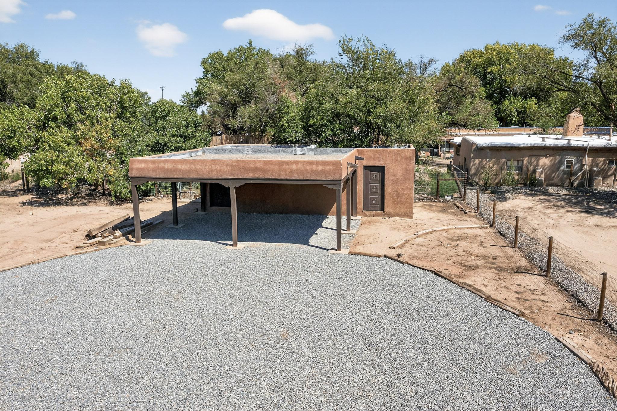 8909 Rio Grande Boulevard NW