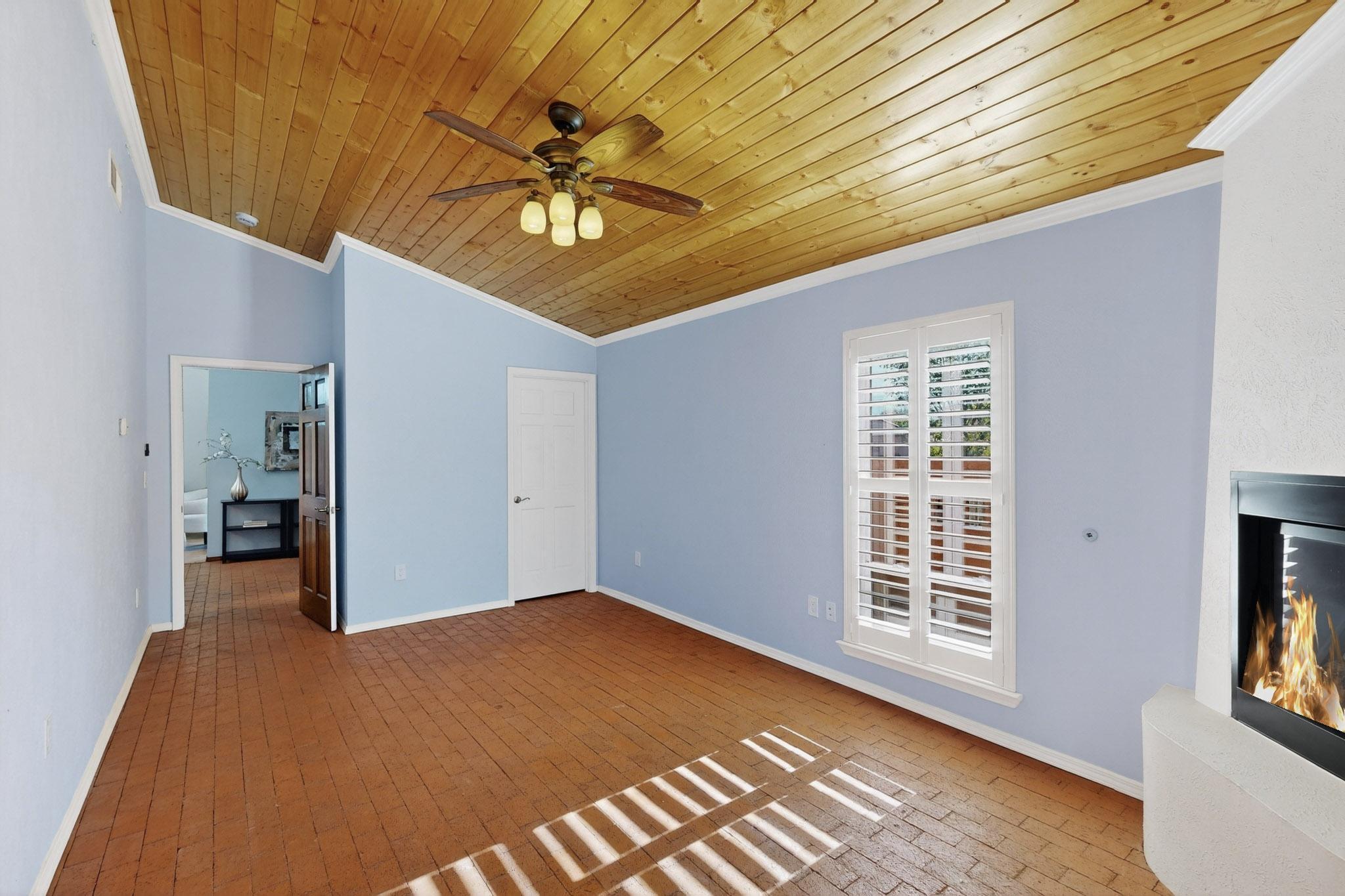 8909 Rio Grande Boulevard NW