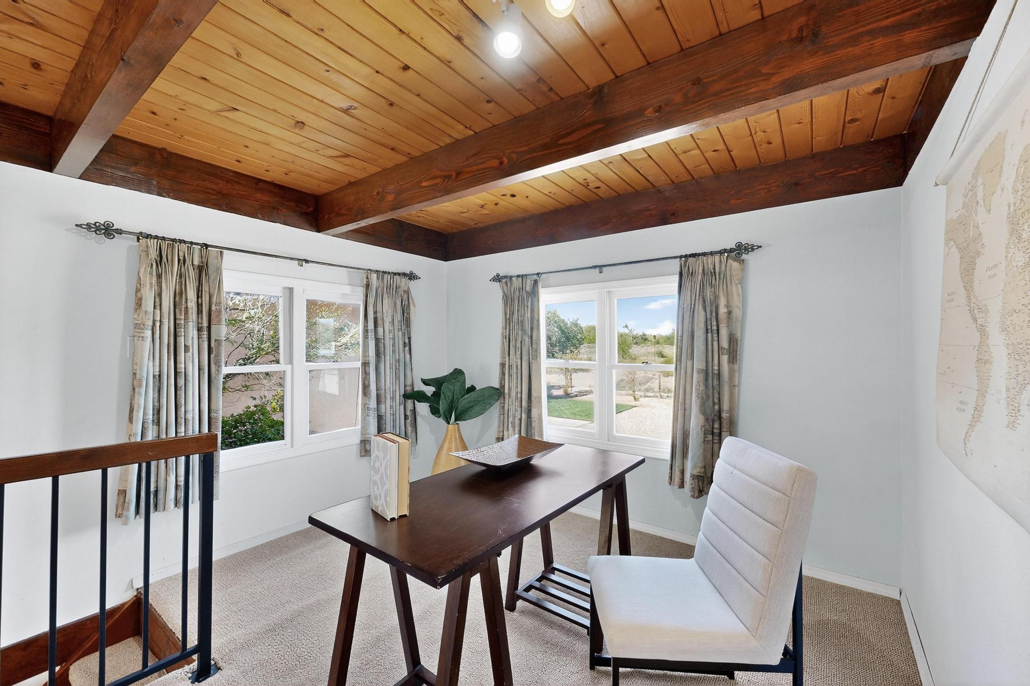 8909 Rio Grande Boulevard NW