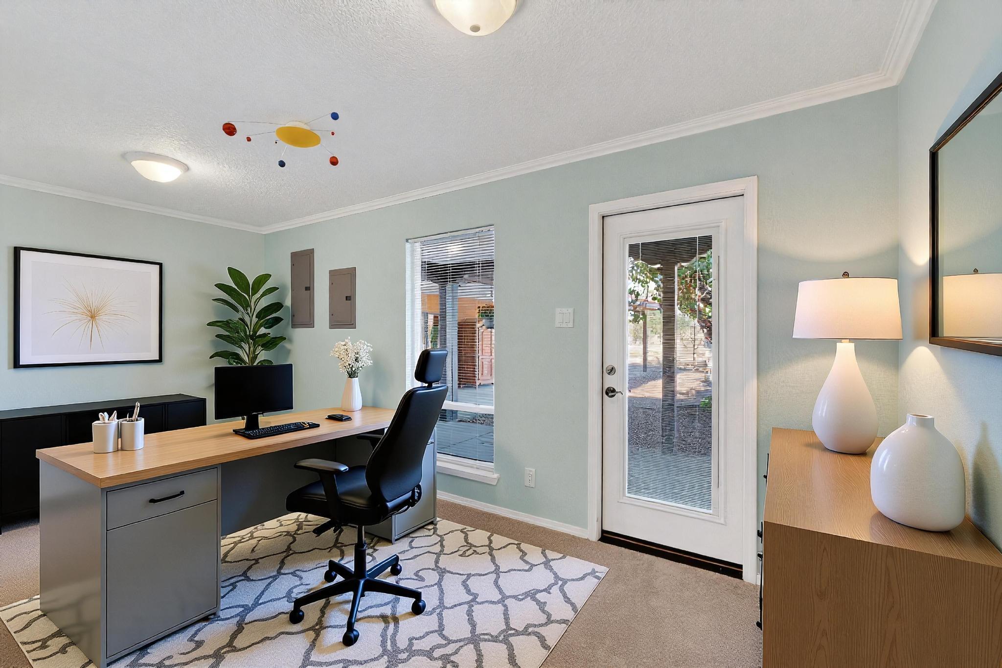 8909 Rio Grande Boulevard NW