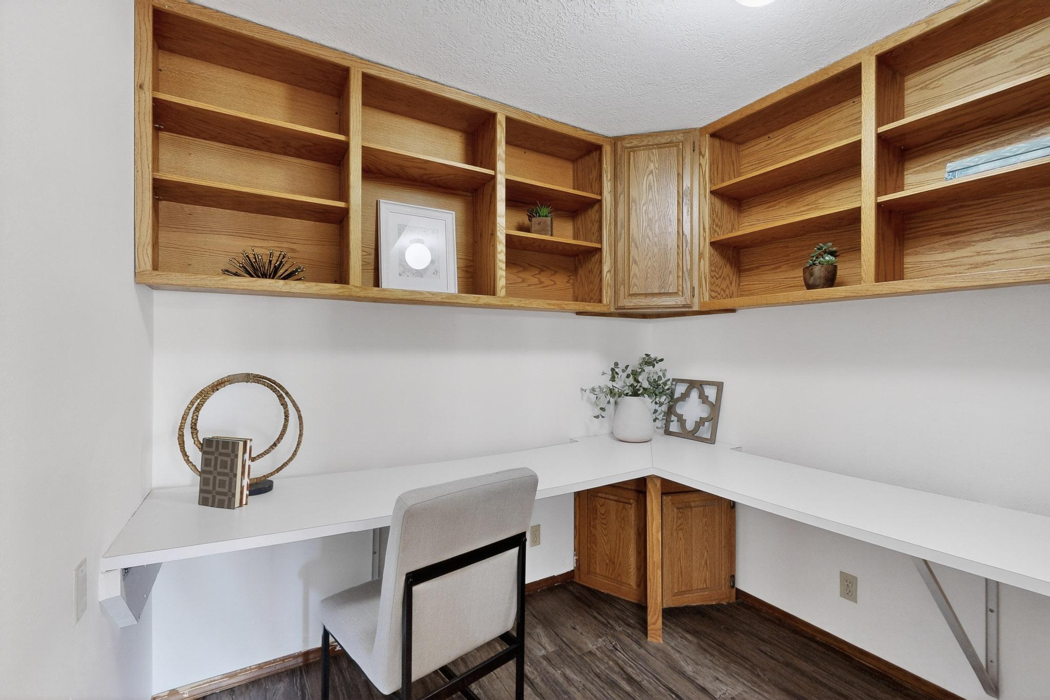 8909 Rio Grande Boulevard NW