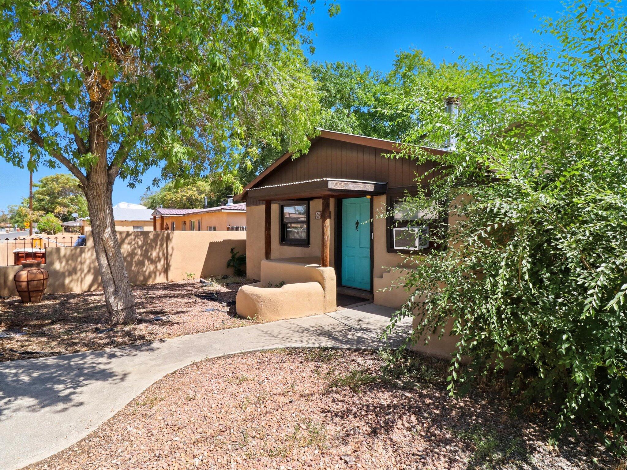 1174 CALLE SAN LORENZO