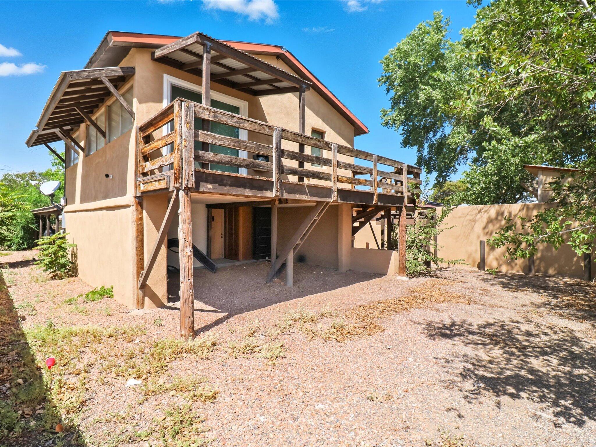 1174 CALLE SAN LORENZO