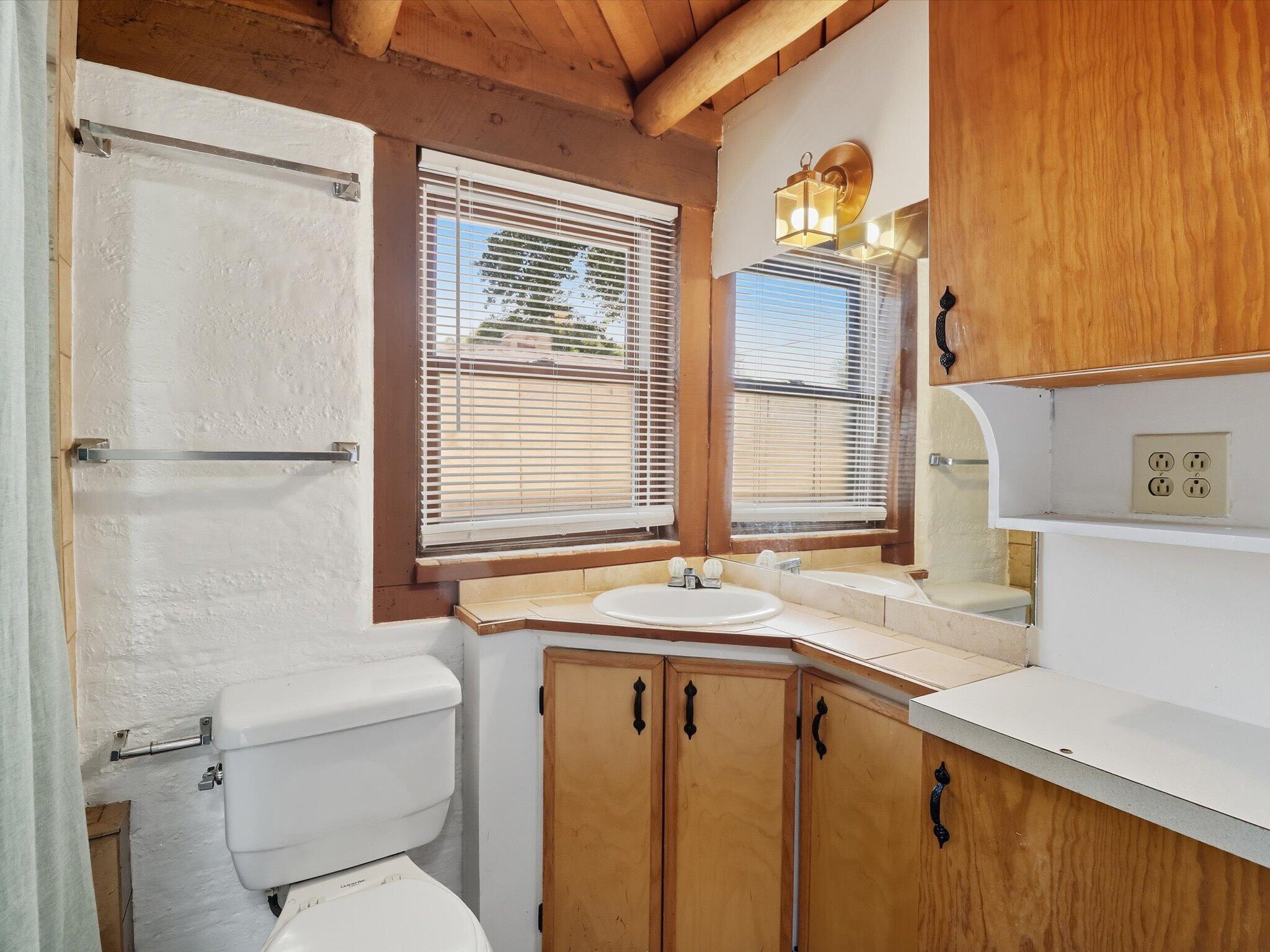 1174 CALLE SAN LORENZO