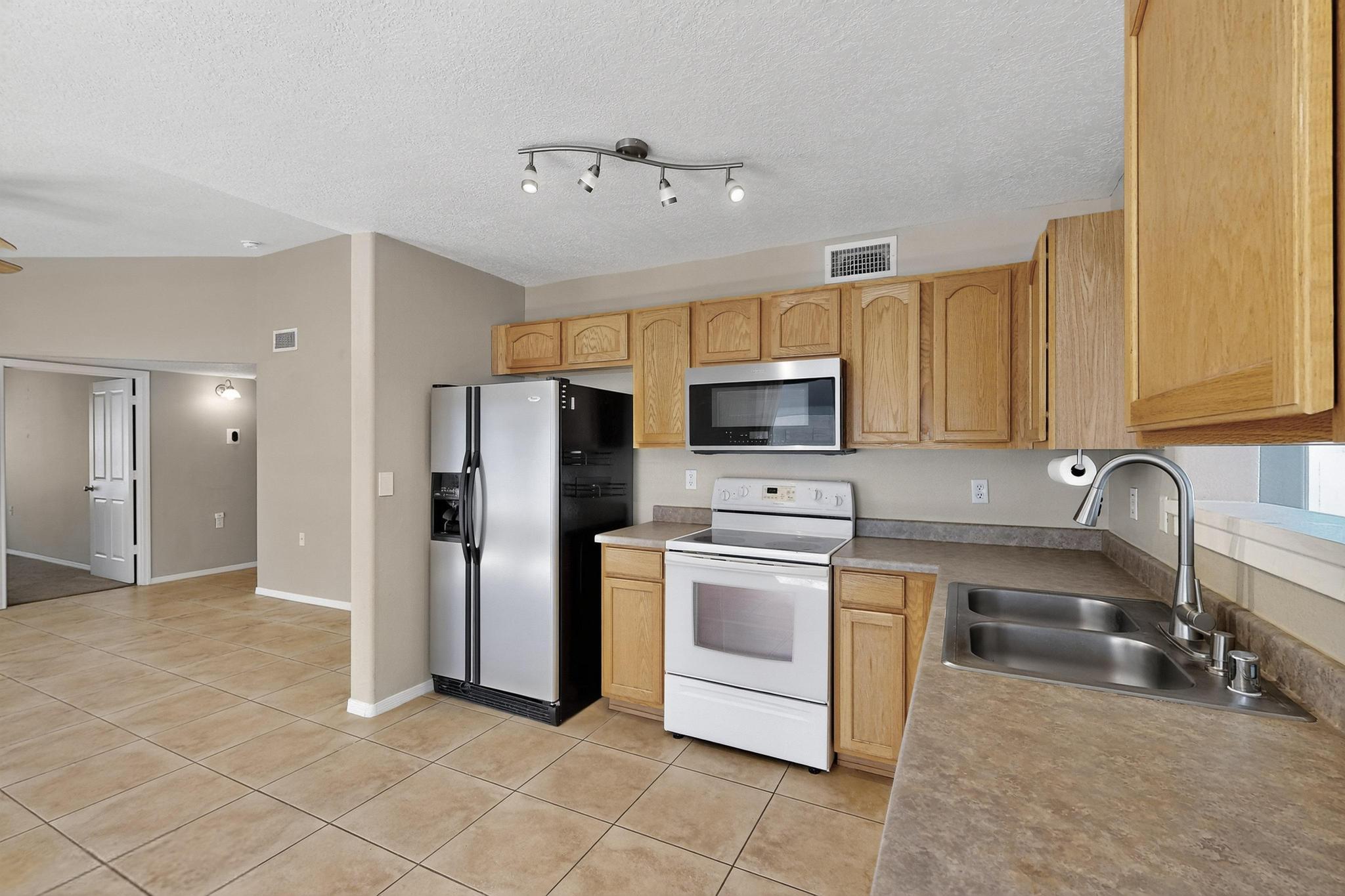 3836 RANCHER Loop NE