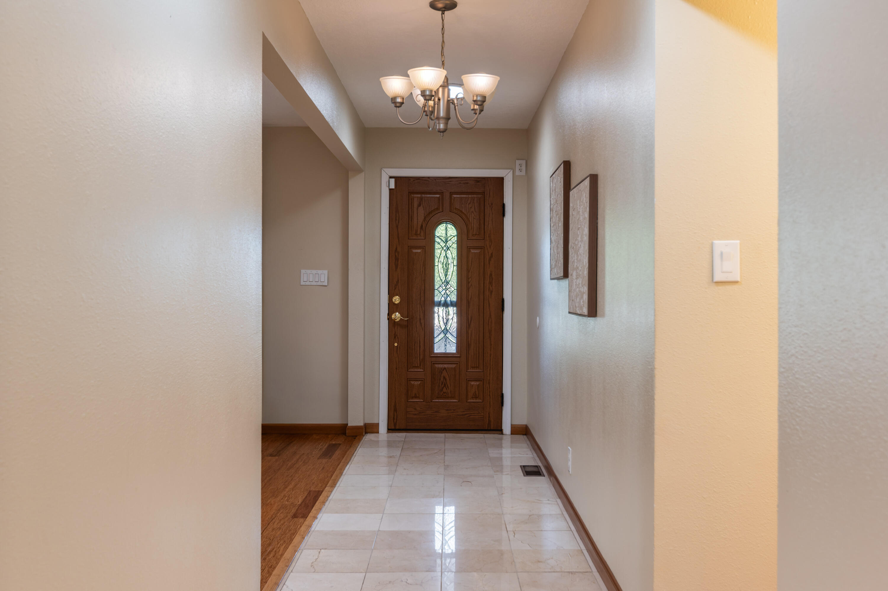 7933 ACADEMY Trail NE