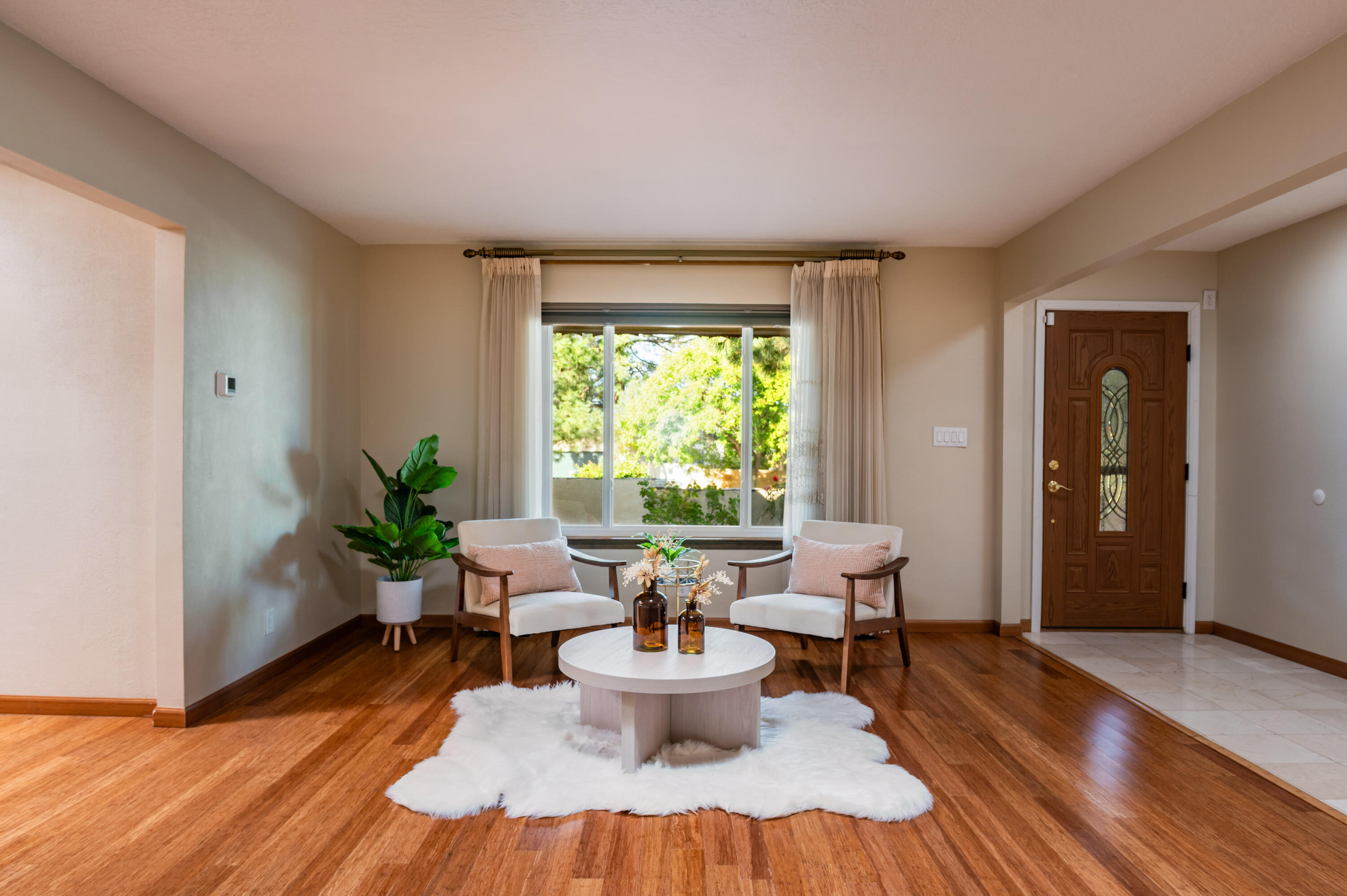 7933 ACADEMY Trail NE