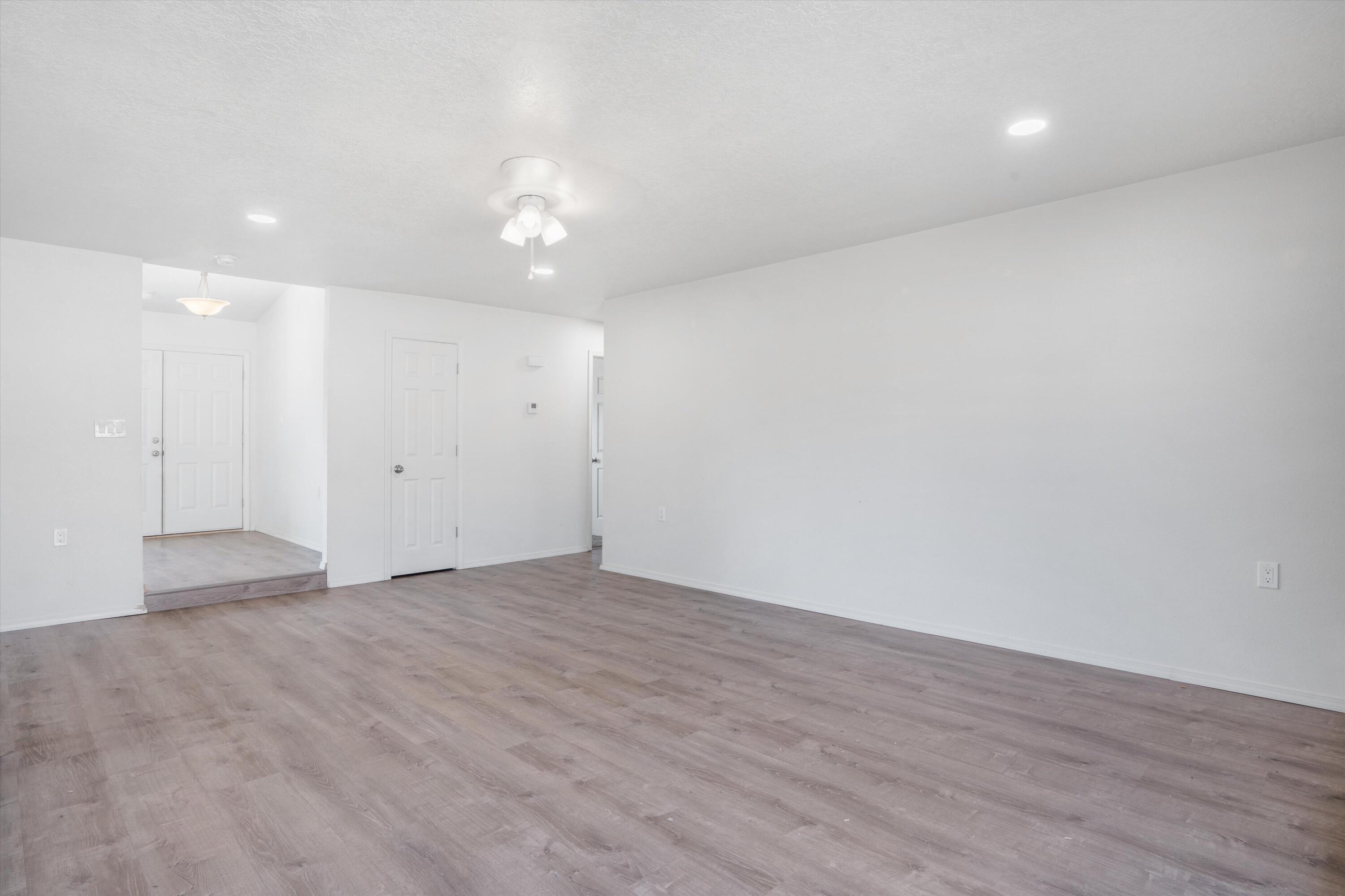 6005 Rio Pueblo Drive NW