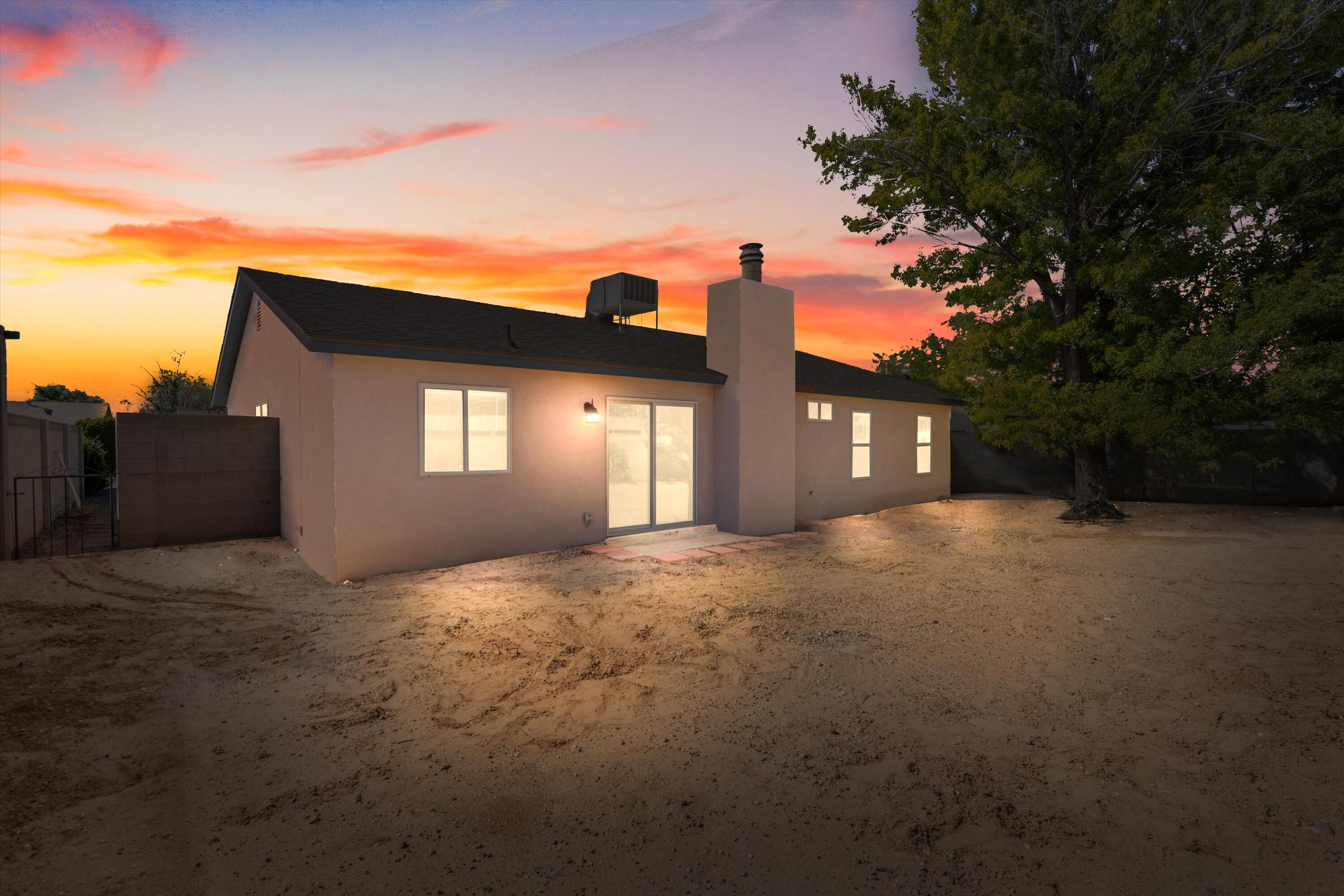 6005 Rio Pueblo Drive NW