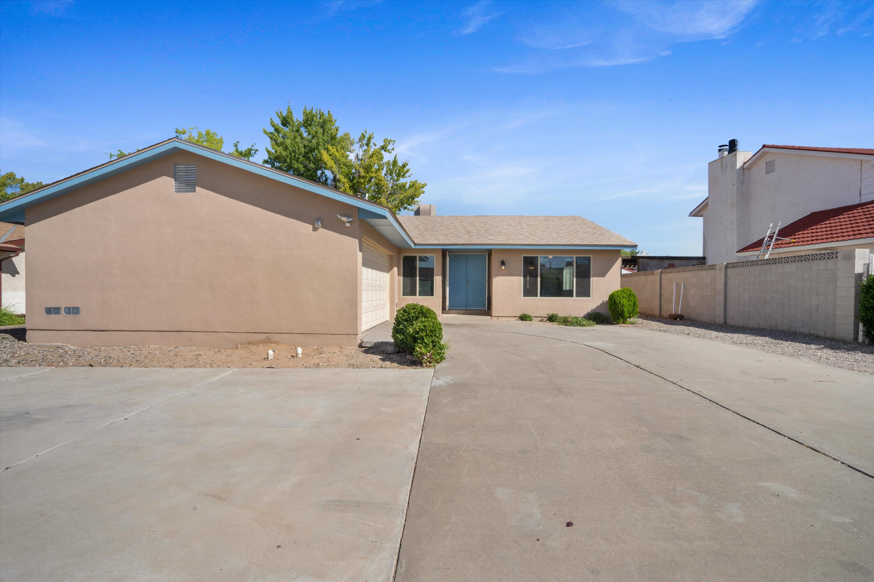 6005 Rio Pueblo Drive NW