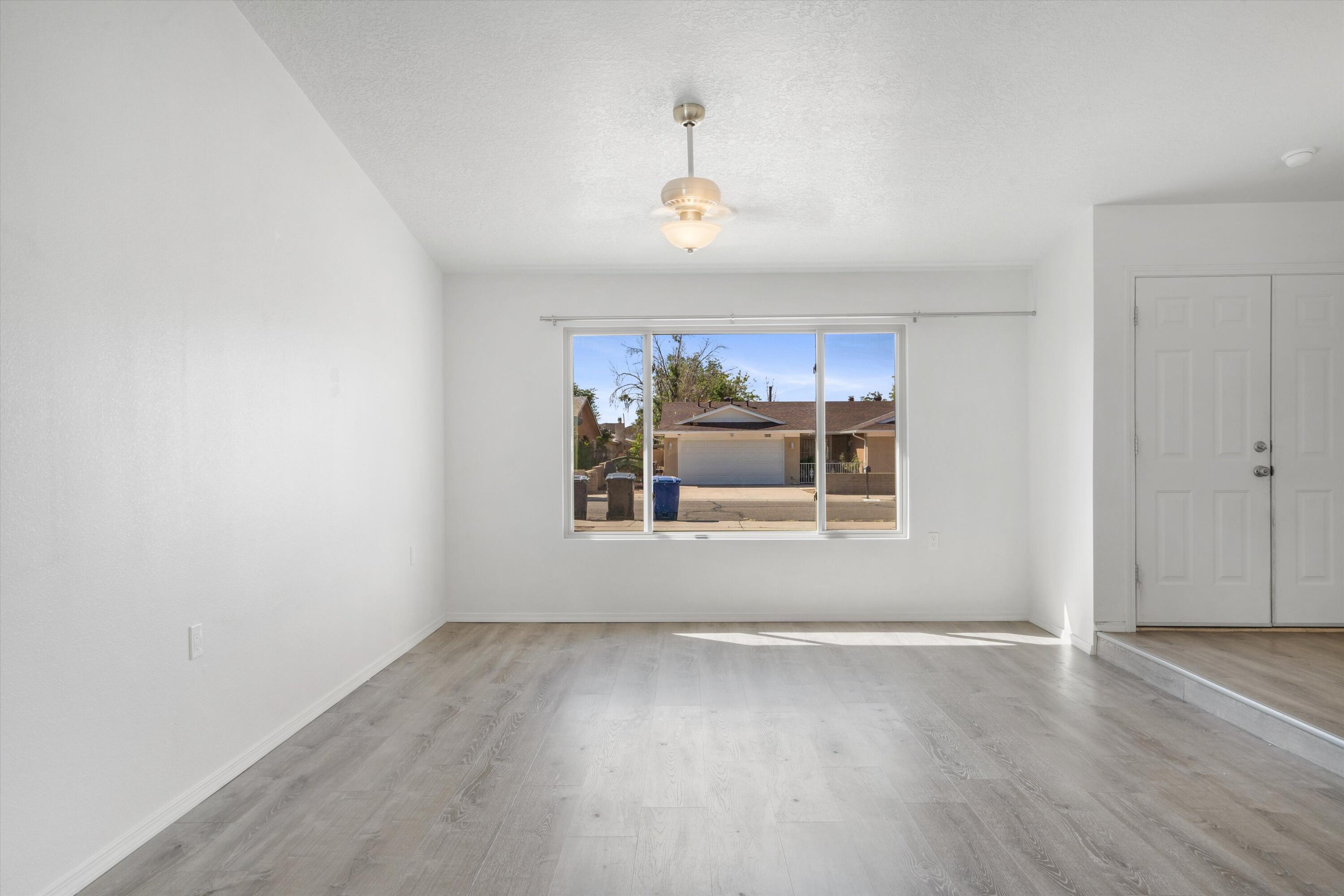 6005 Rio Pueblo Drive NW