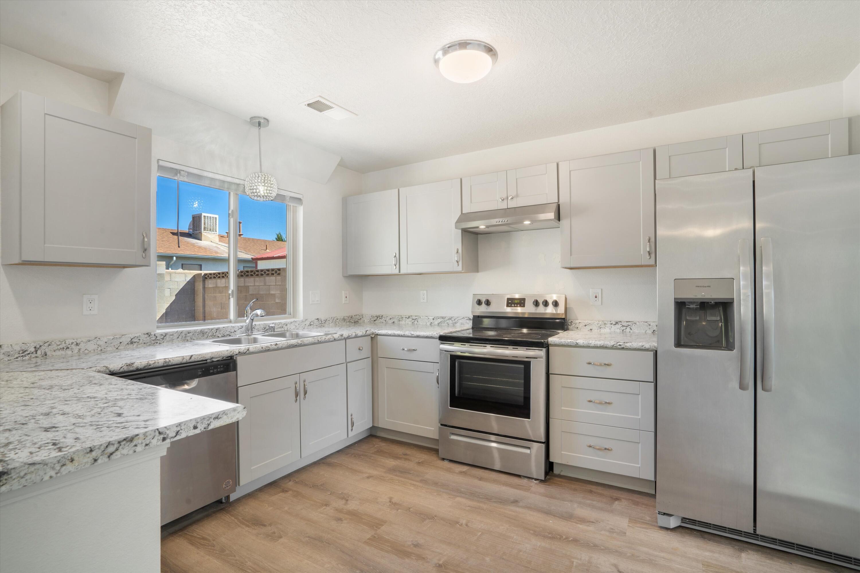 6005 Rio Pueblo Drive NW