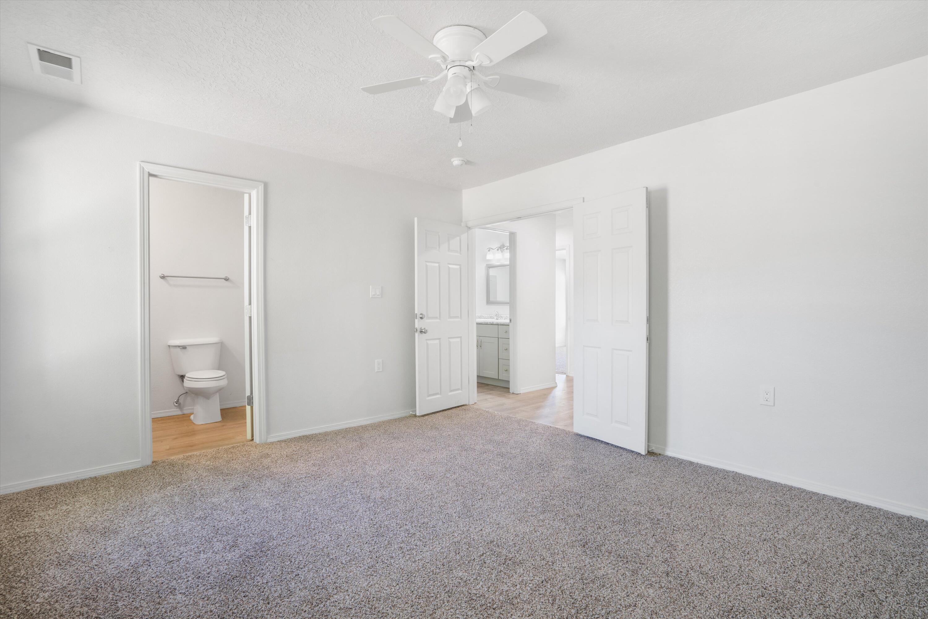 6005 Rio Pueblo Drive NW