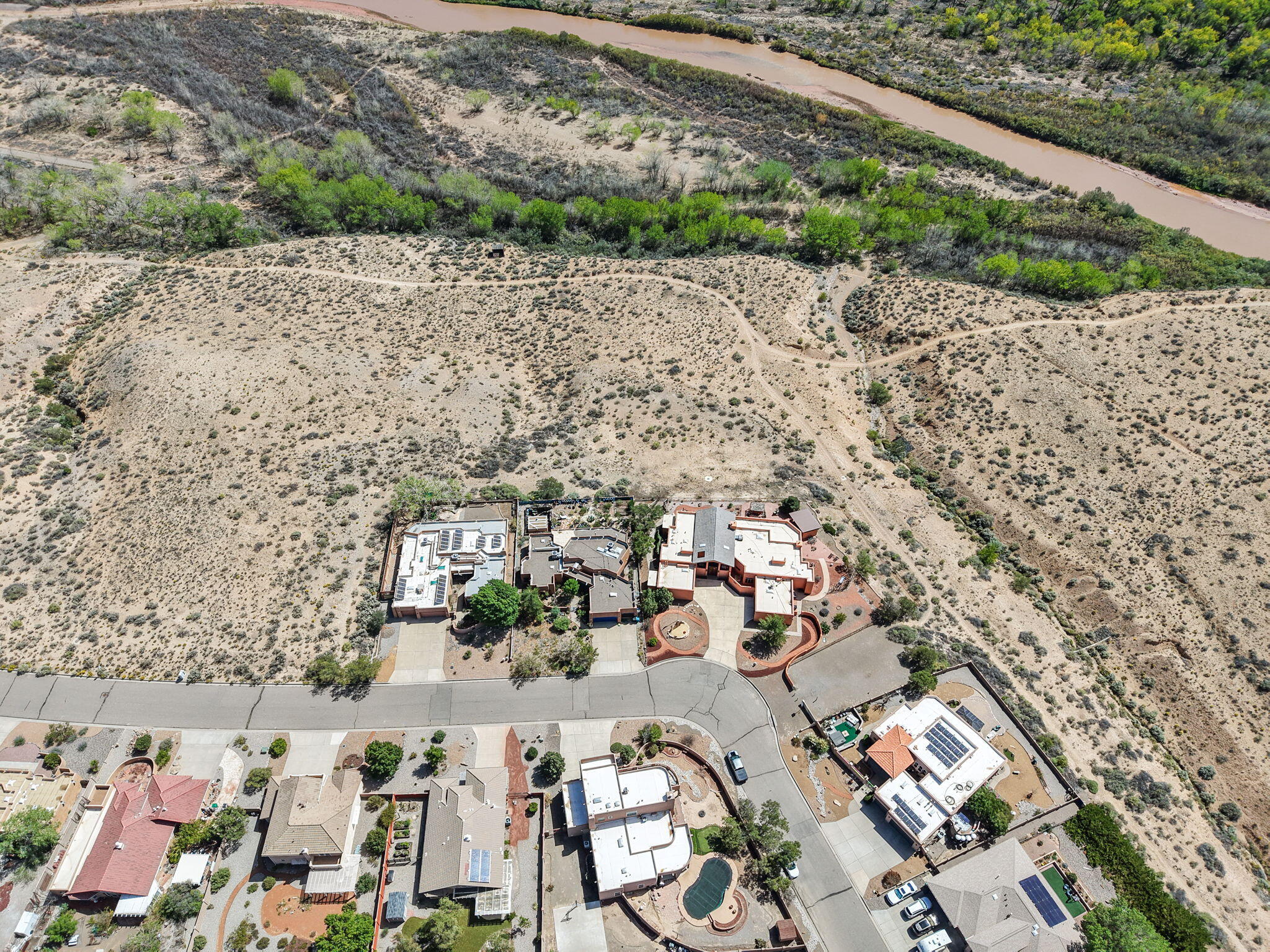 2520 SANDIA Loop NE