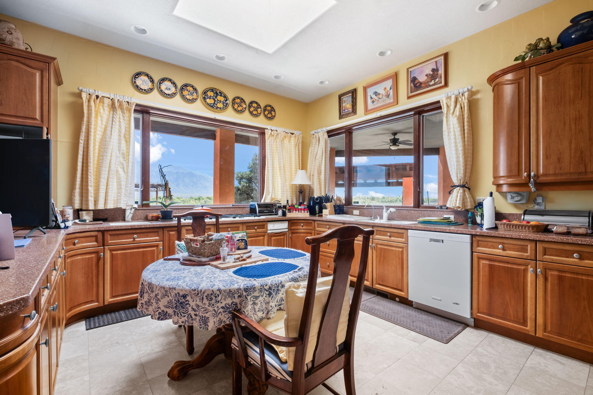 2520 SANDIA Loop NE