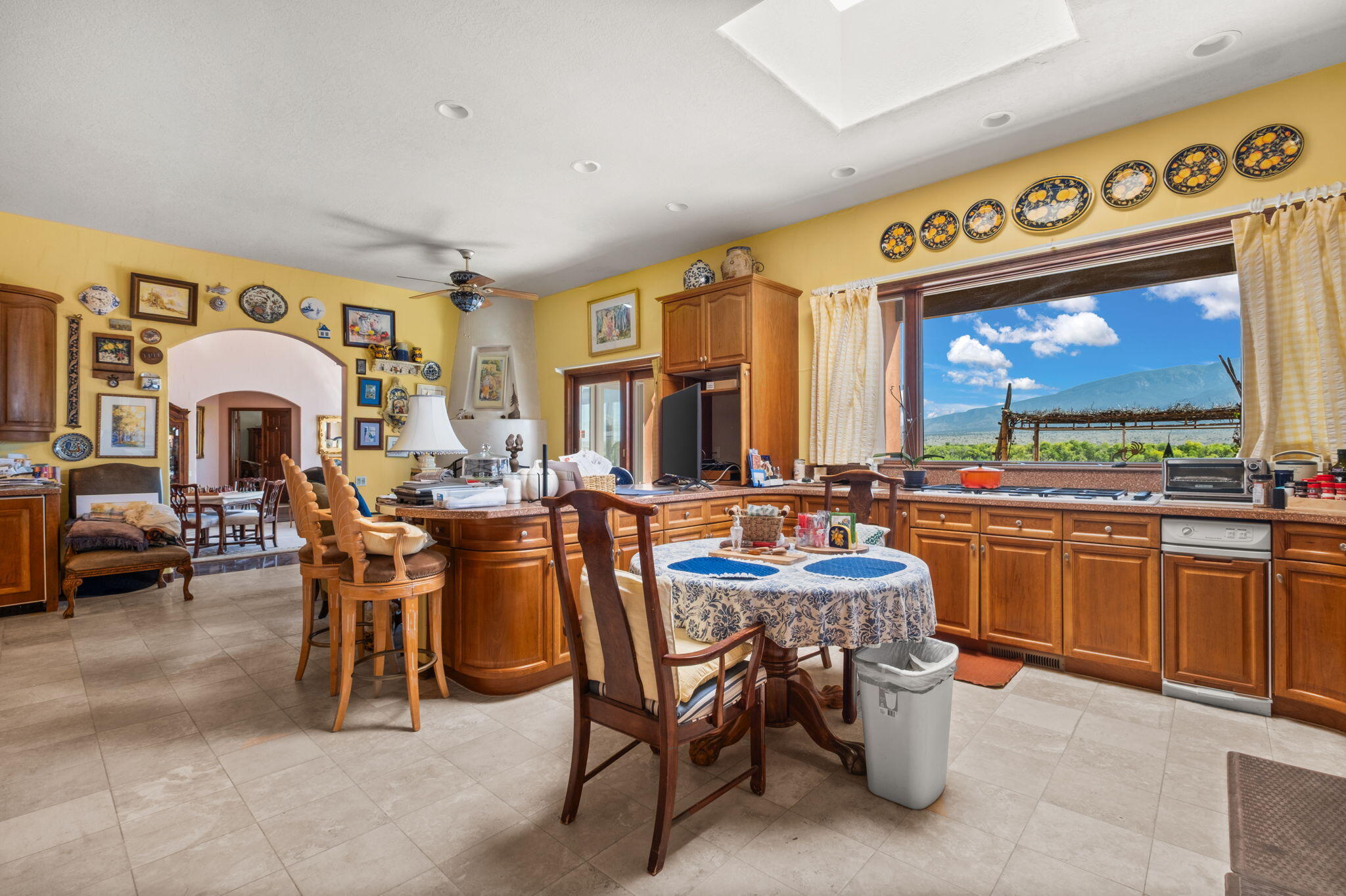 2520 SANDIA Loop NE