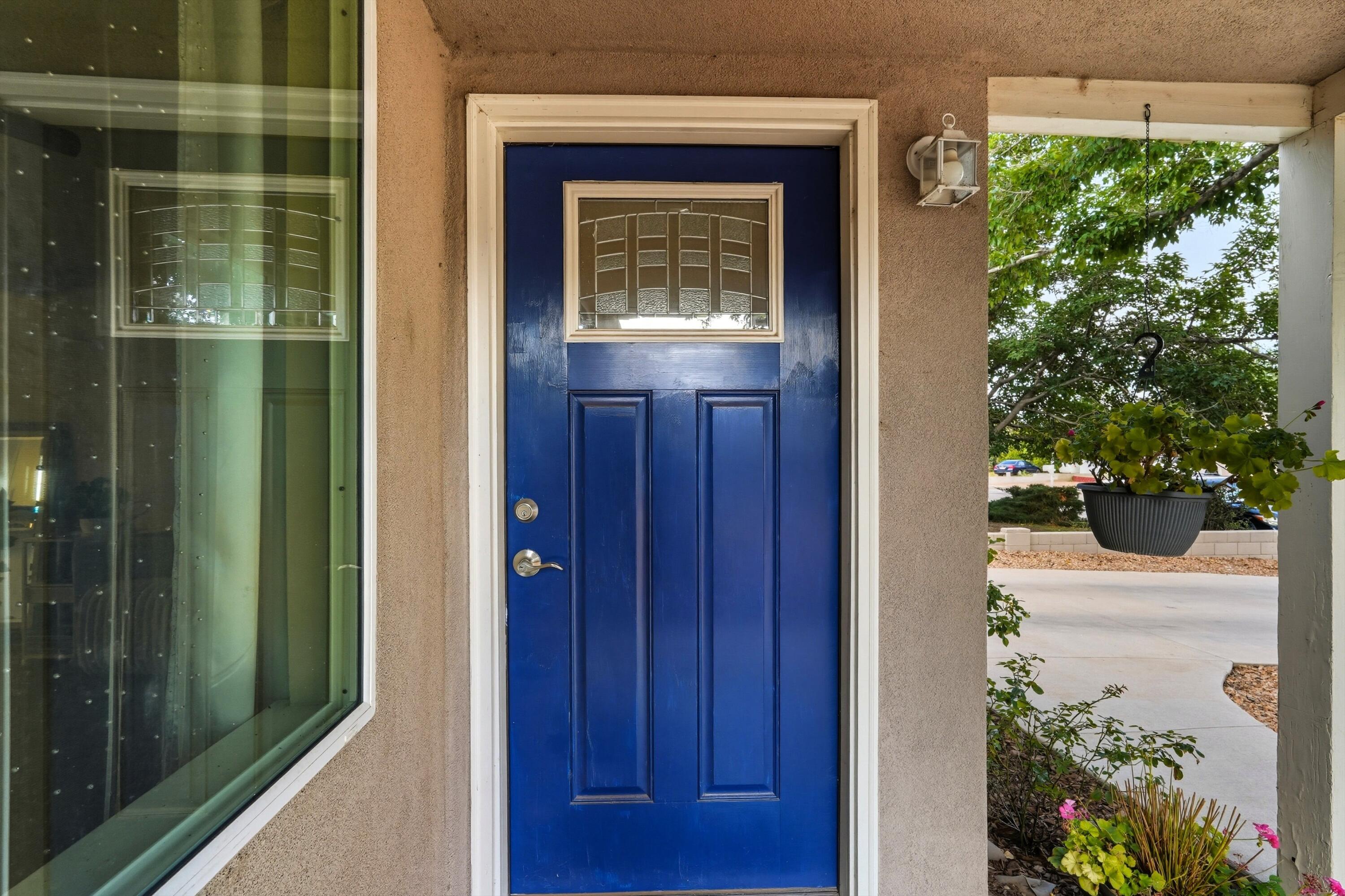 9004 SHOSHONE Road NE