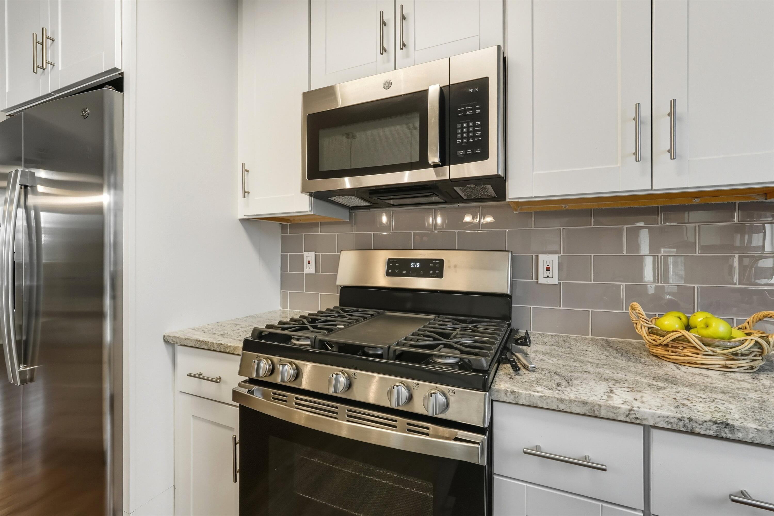 9004 SHOSHONE Road NE