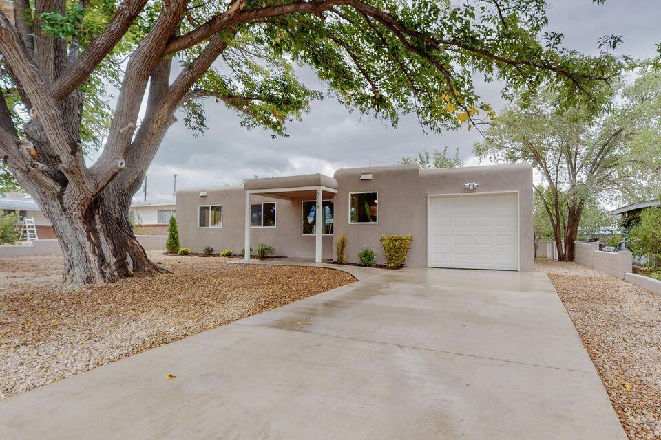 9004 SHOSHONE Road NE