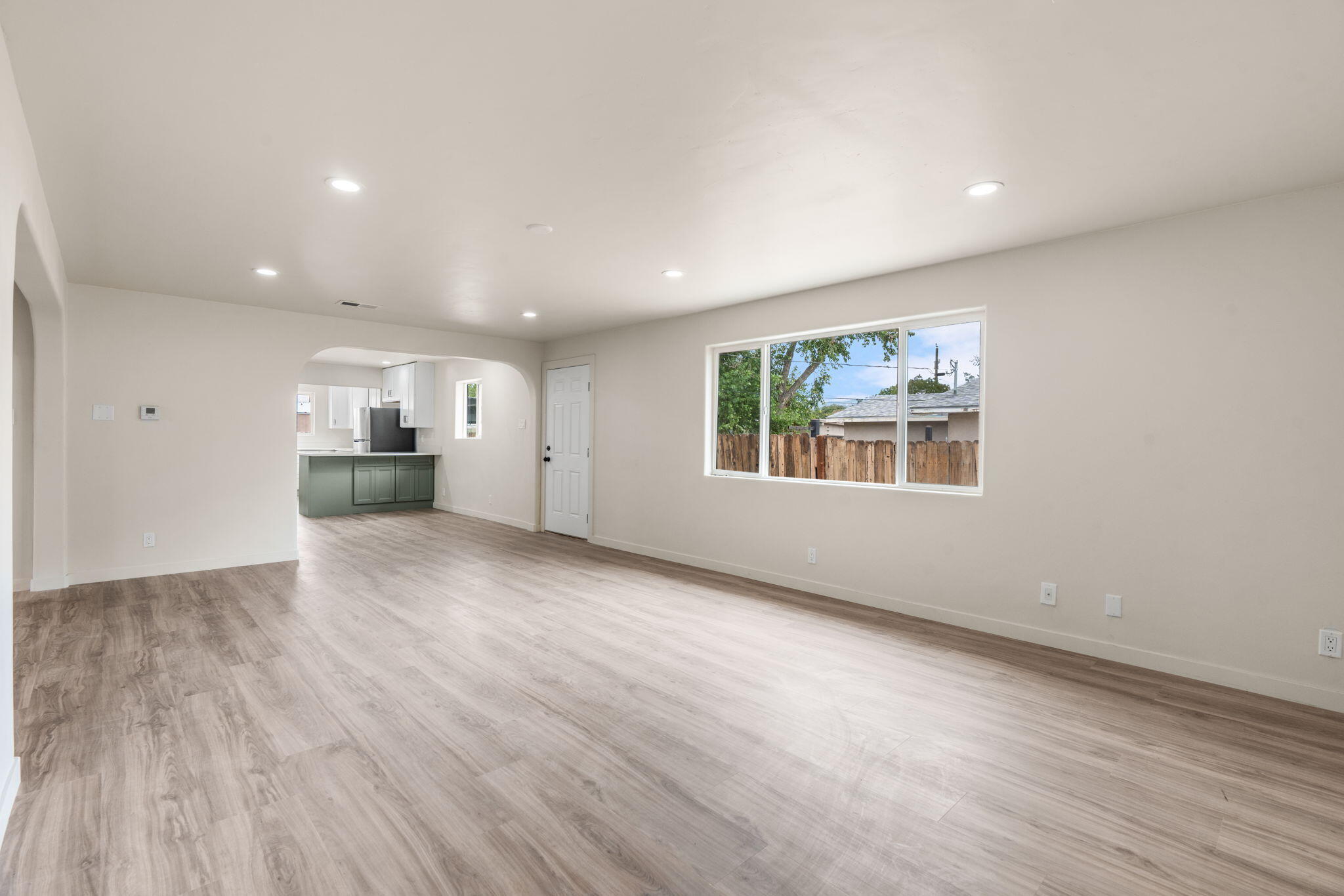 153 TYRONE Avenue NW