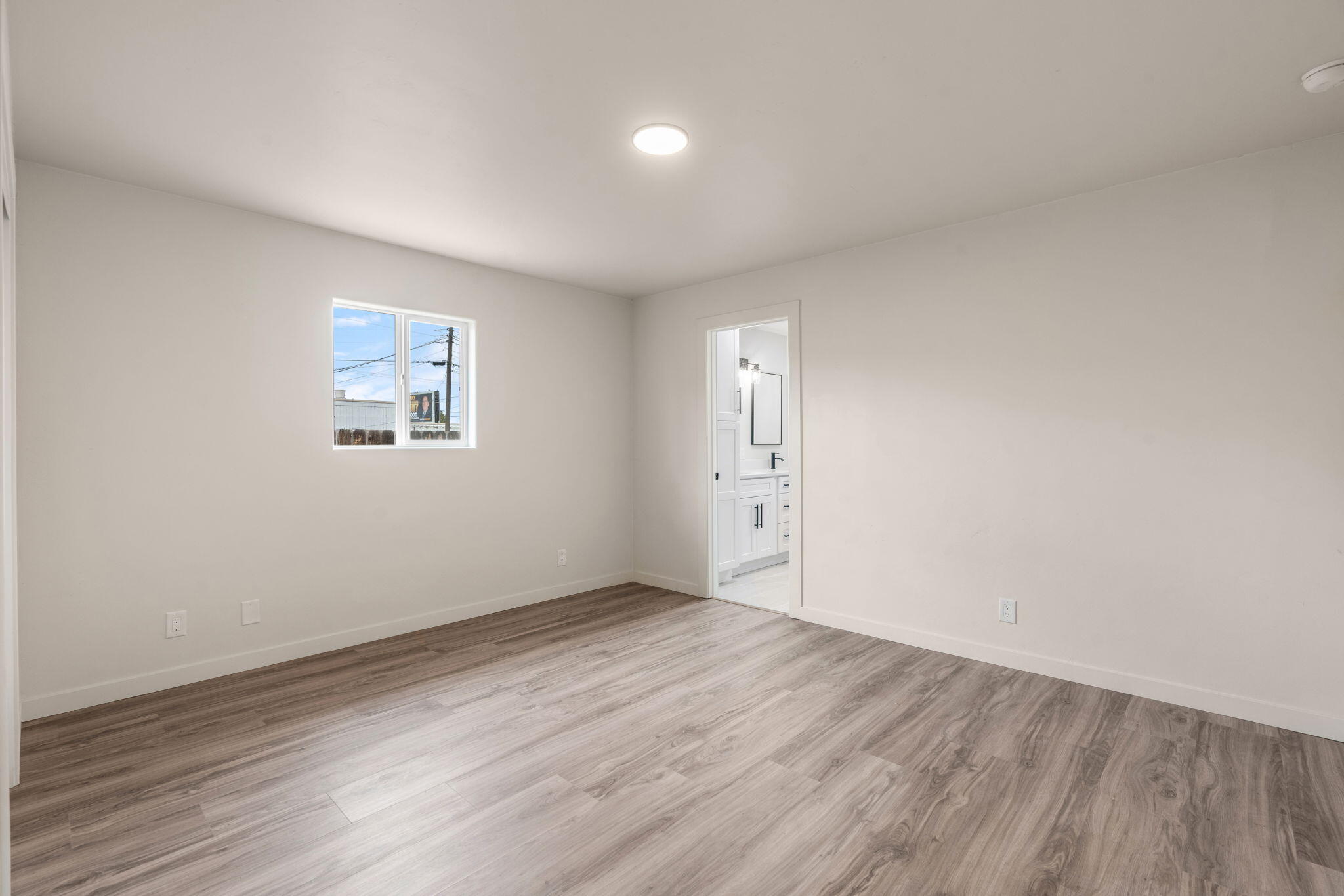 153 TYRONE Avenue NW