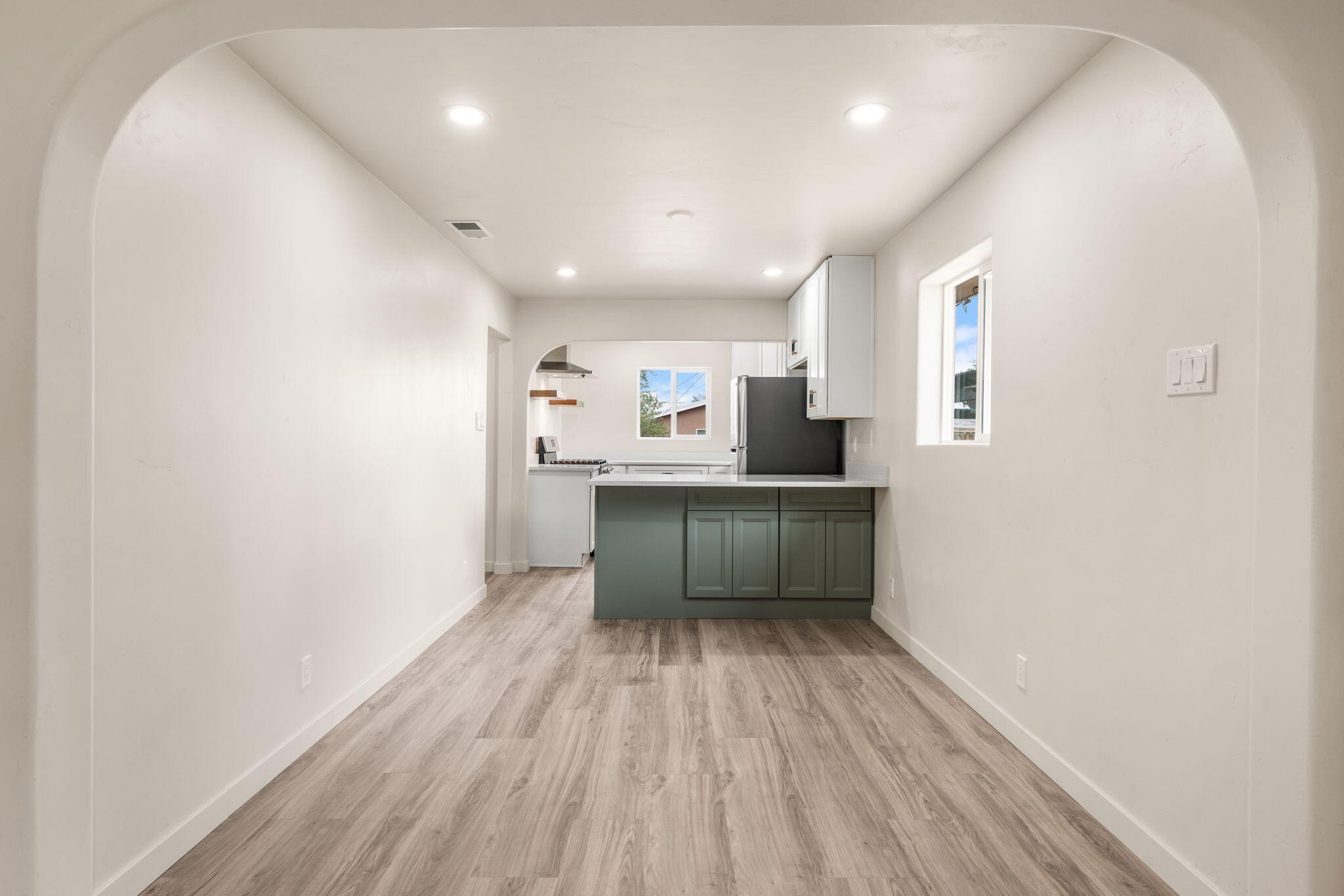 153 TYRONE Avenue NW