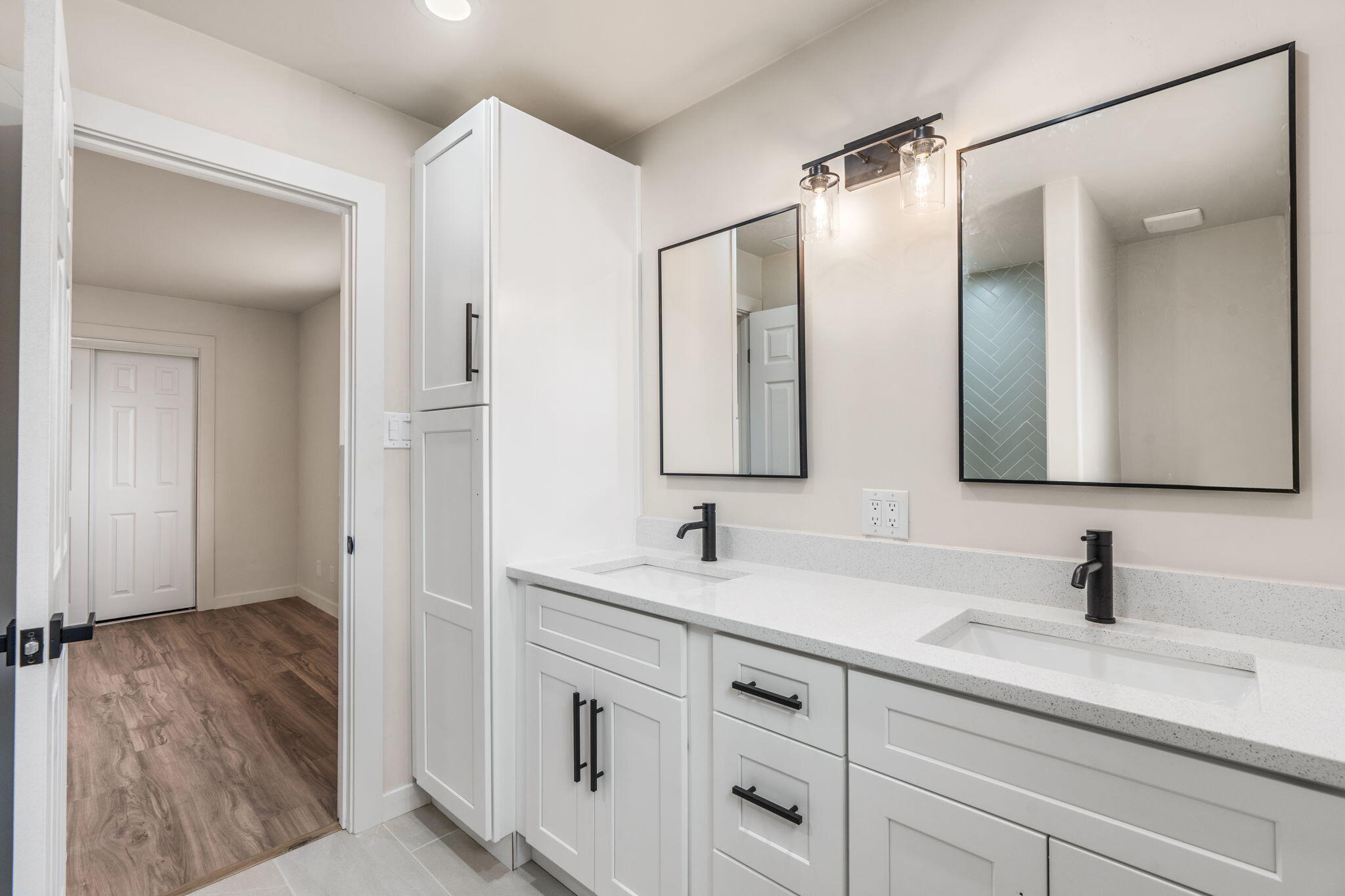 153 TYRONE Avenue NW