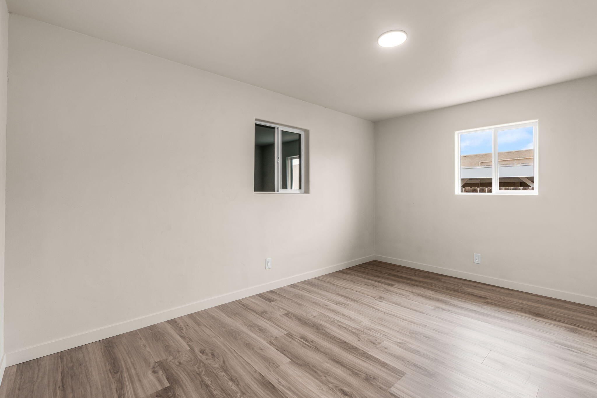 153 TYRONE Avenue NW