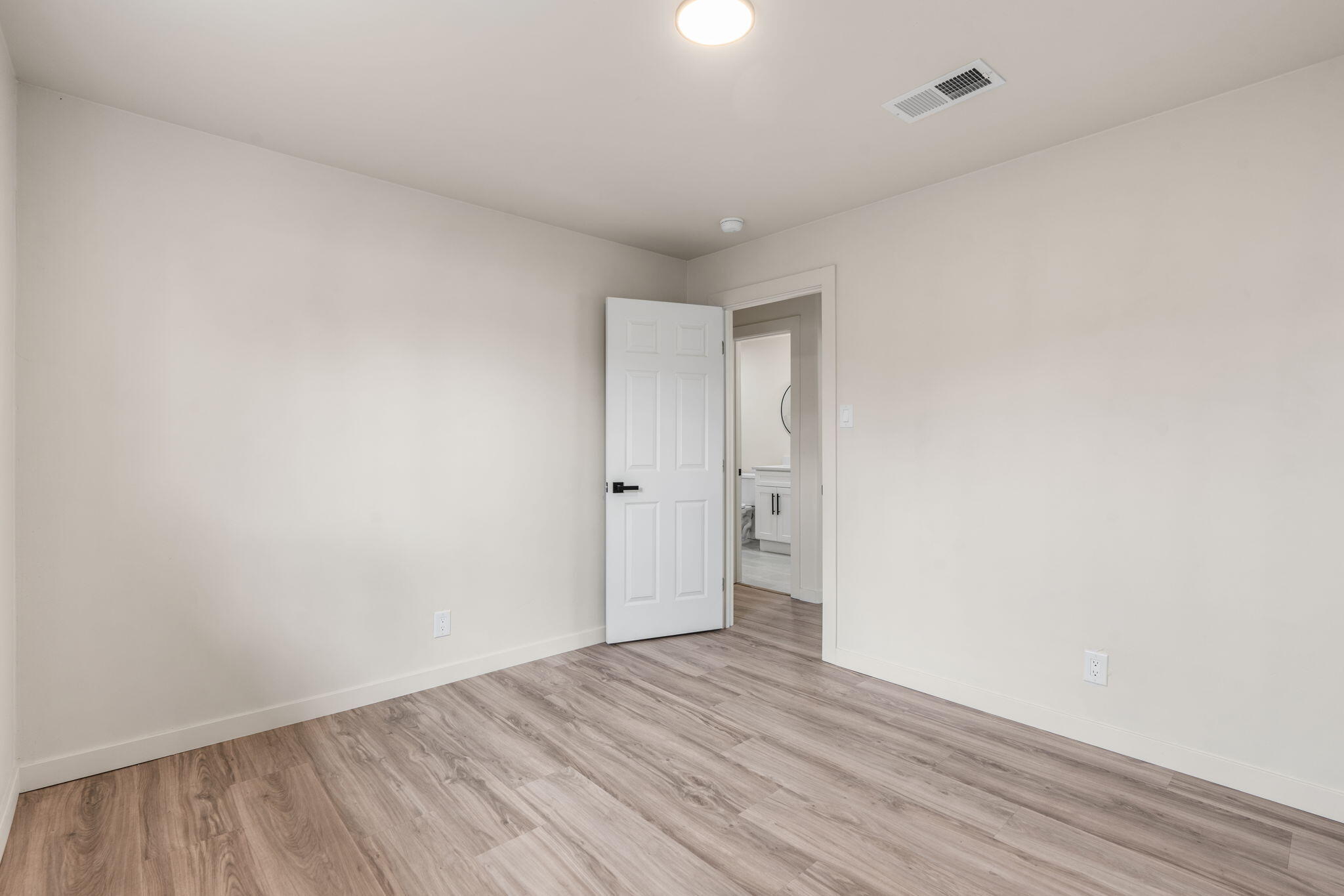 153 TYRONE Avenue NW