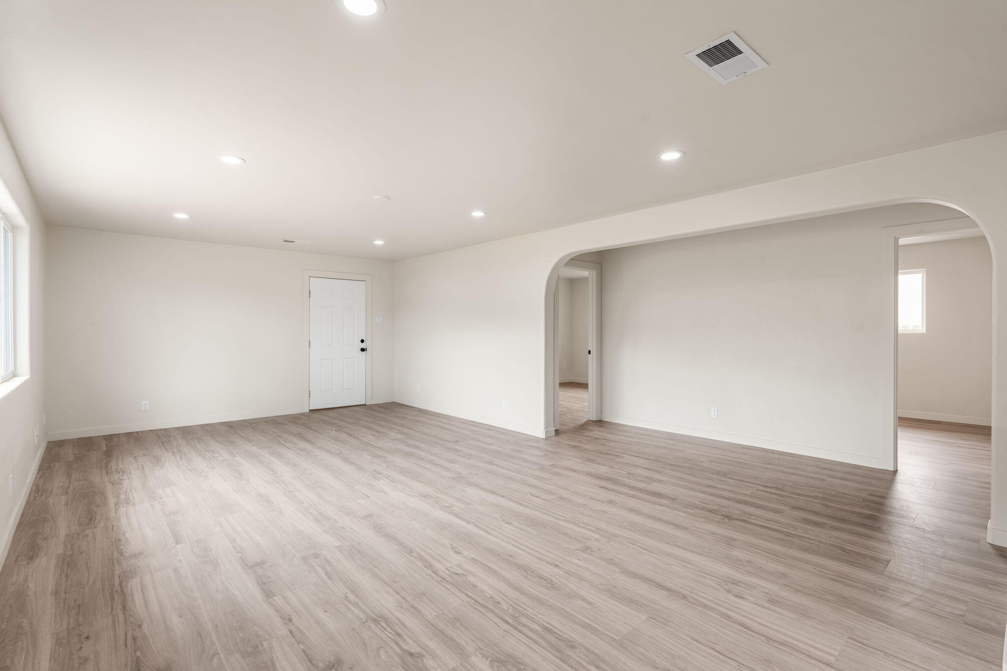 153 TYRONE Avenue NW