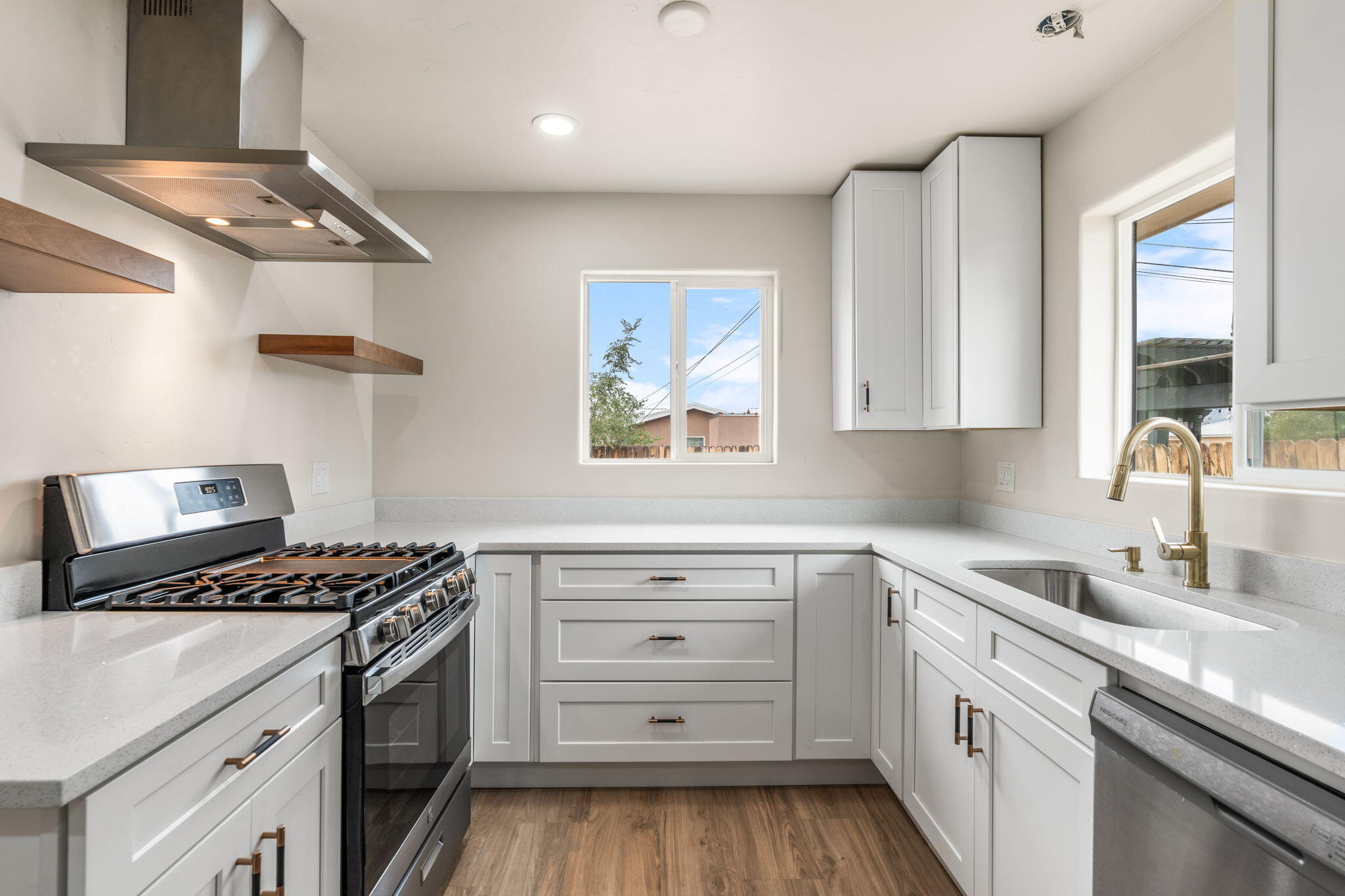 153 TYRONE Avenue NW