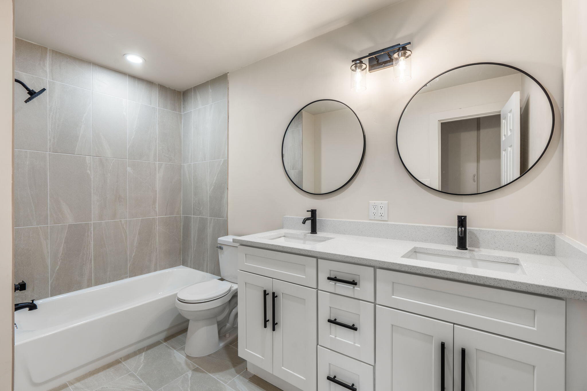 153 TYRONE Avenue NW