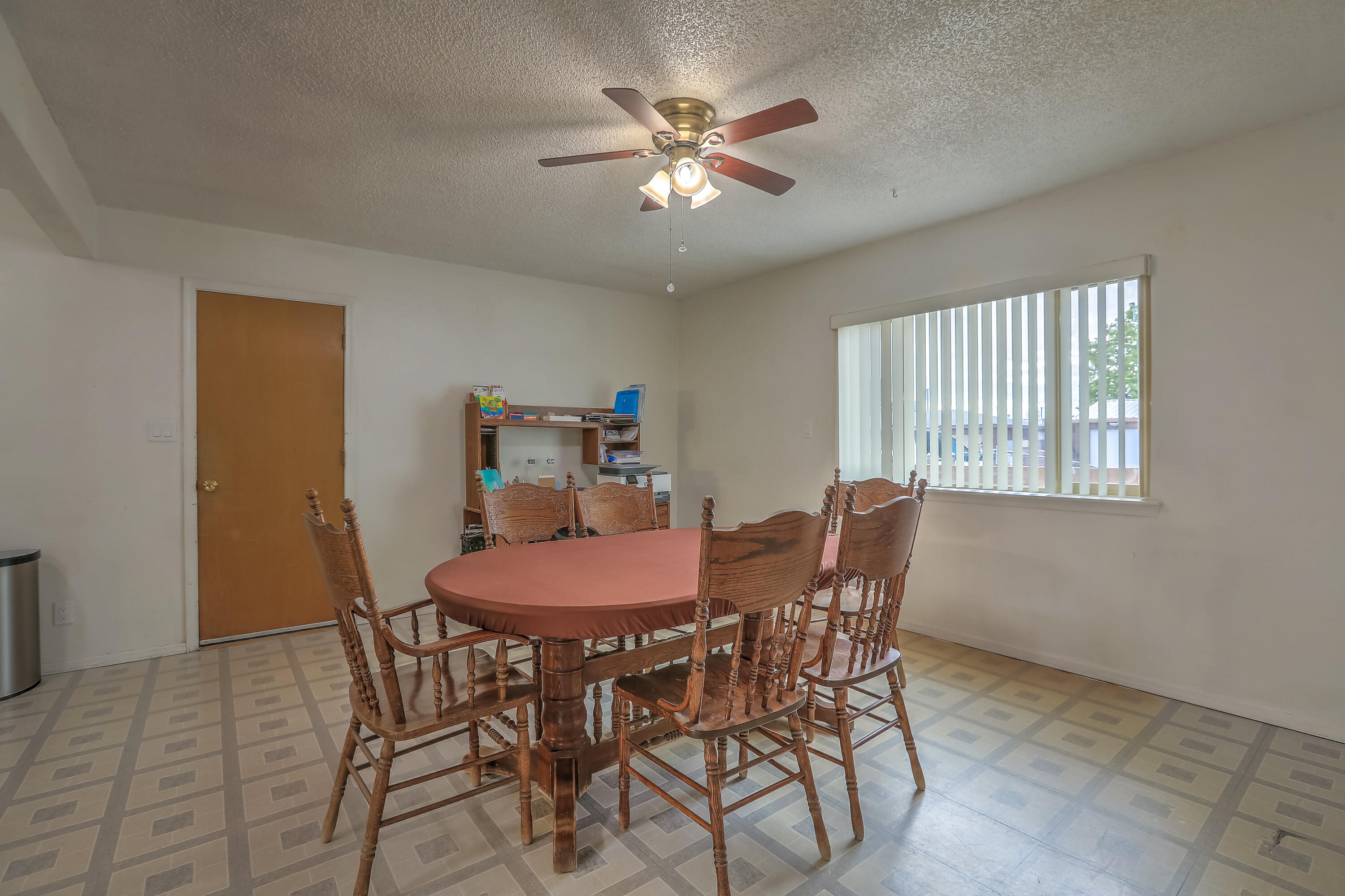 4506 W GLEN Drive SW