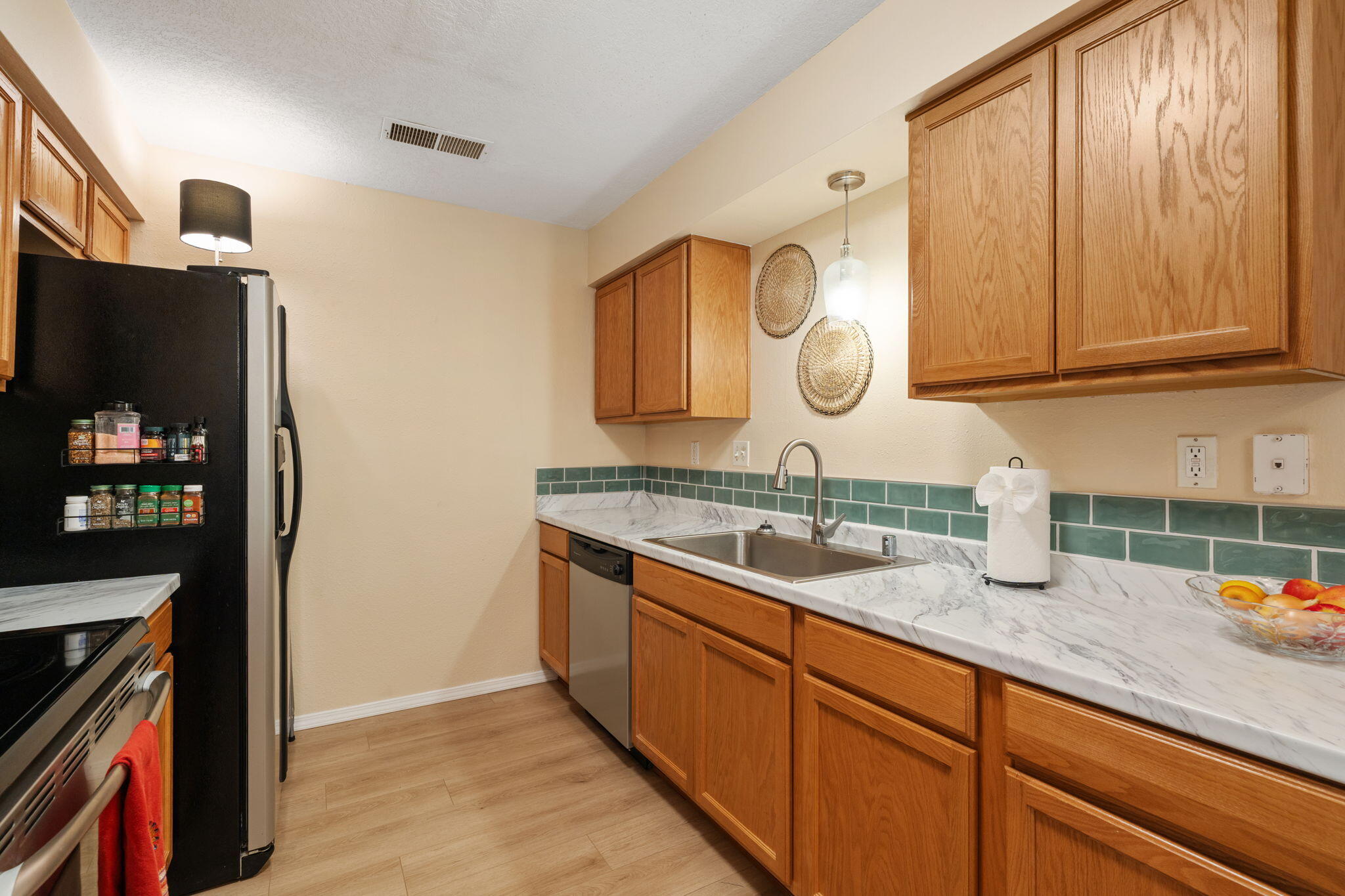 2900 VISTA DEL REY NE 20C