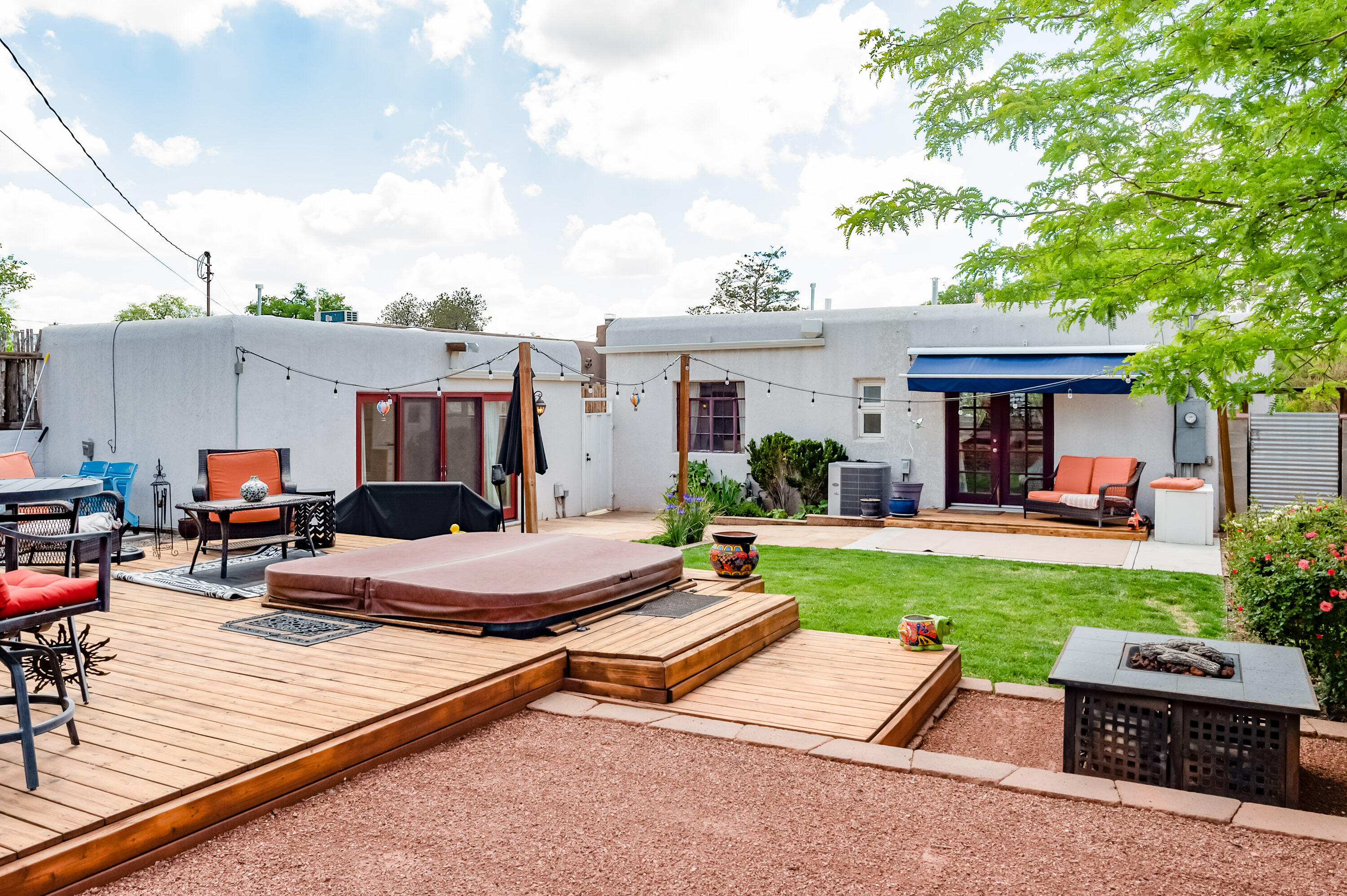 410 AMHERST Drive SE