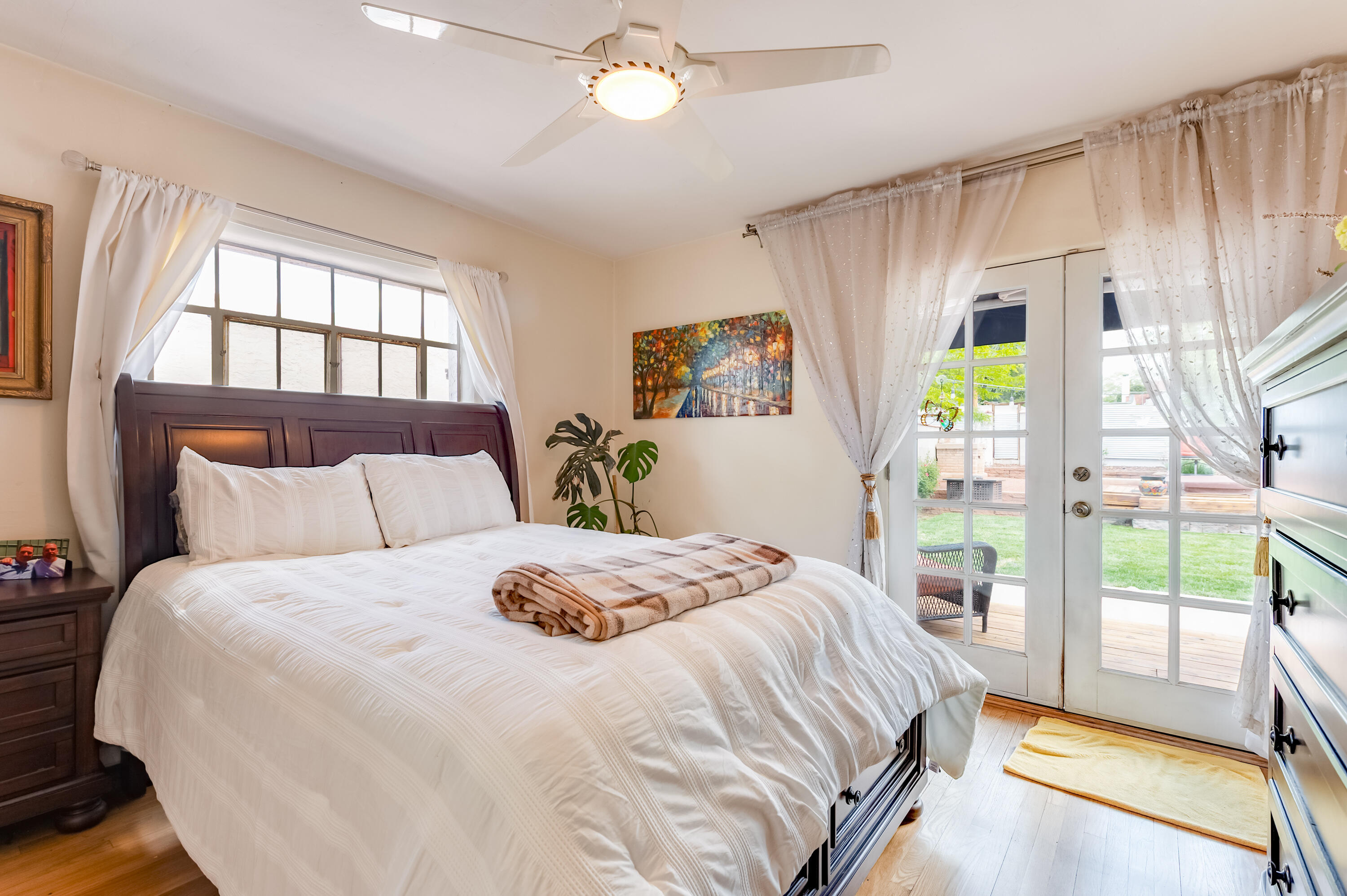 410 AMHERST Drive SE