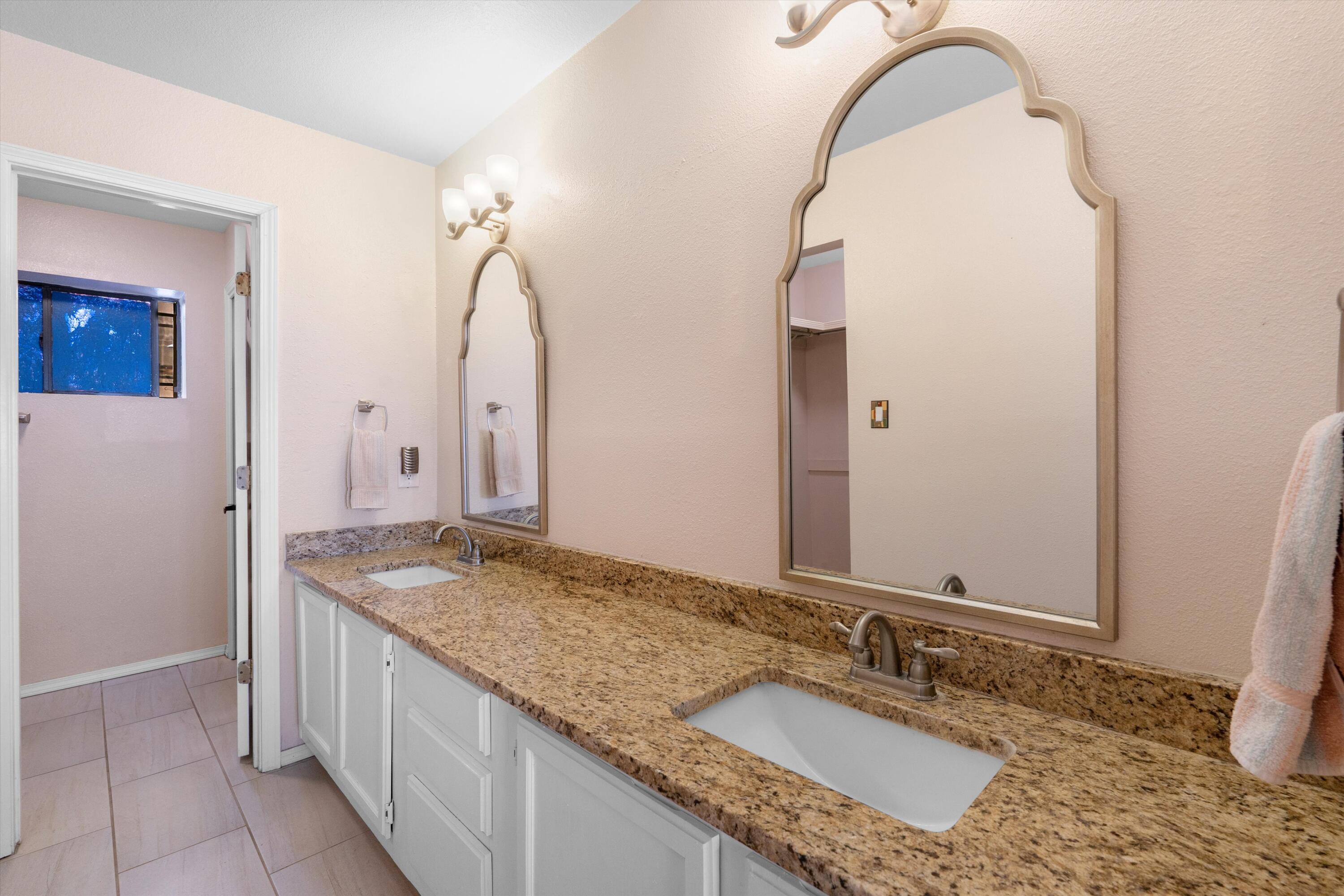 2700 Vista Grande Drive NW 56