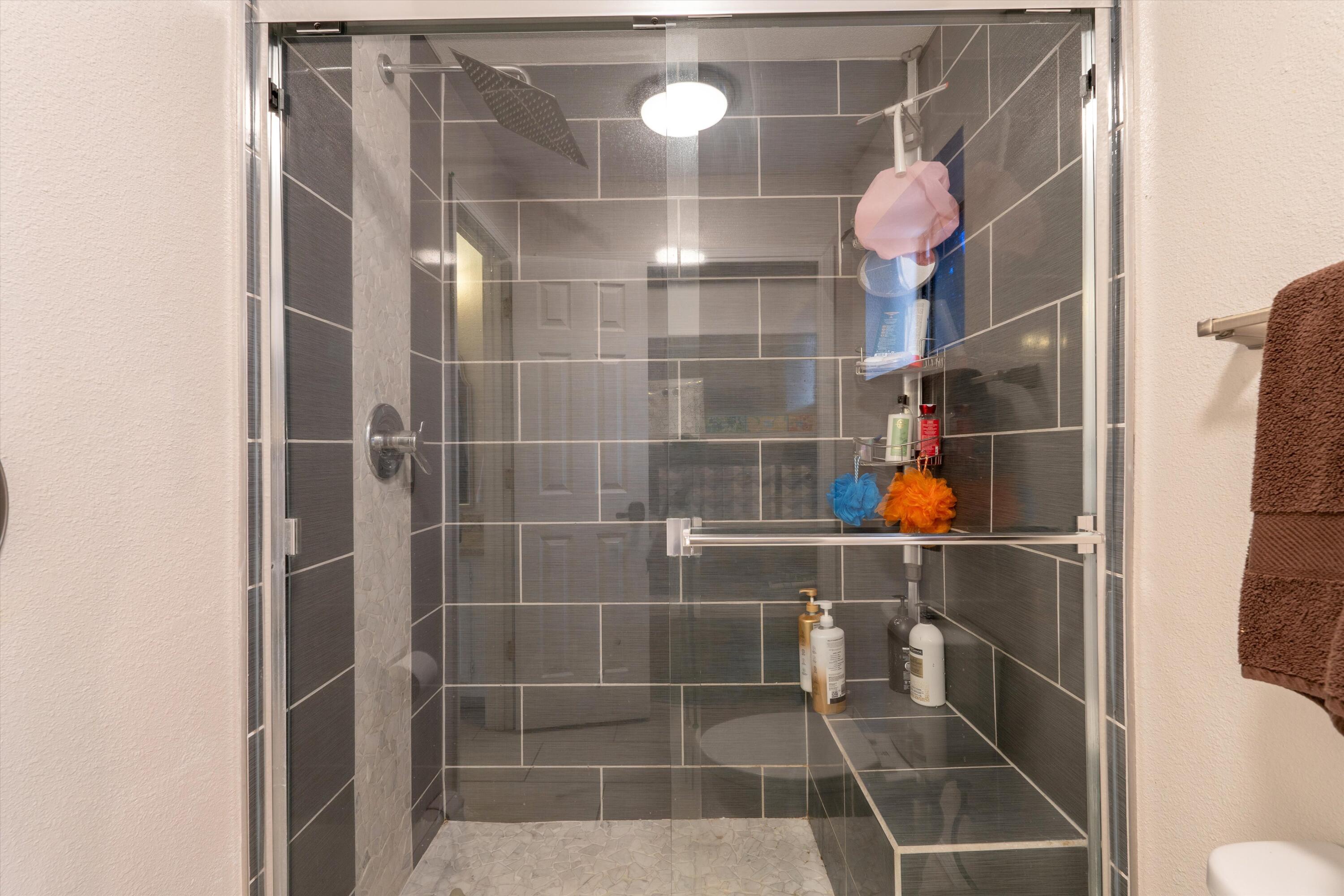 2700 Vista Grande Drive NW 56