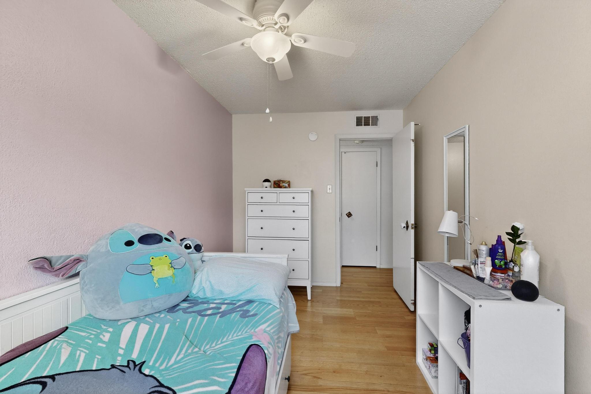 3604 PARISIAN Way NE