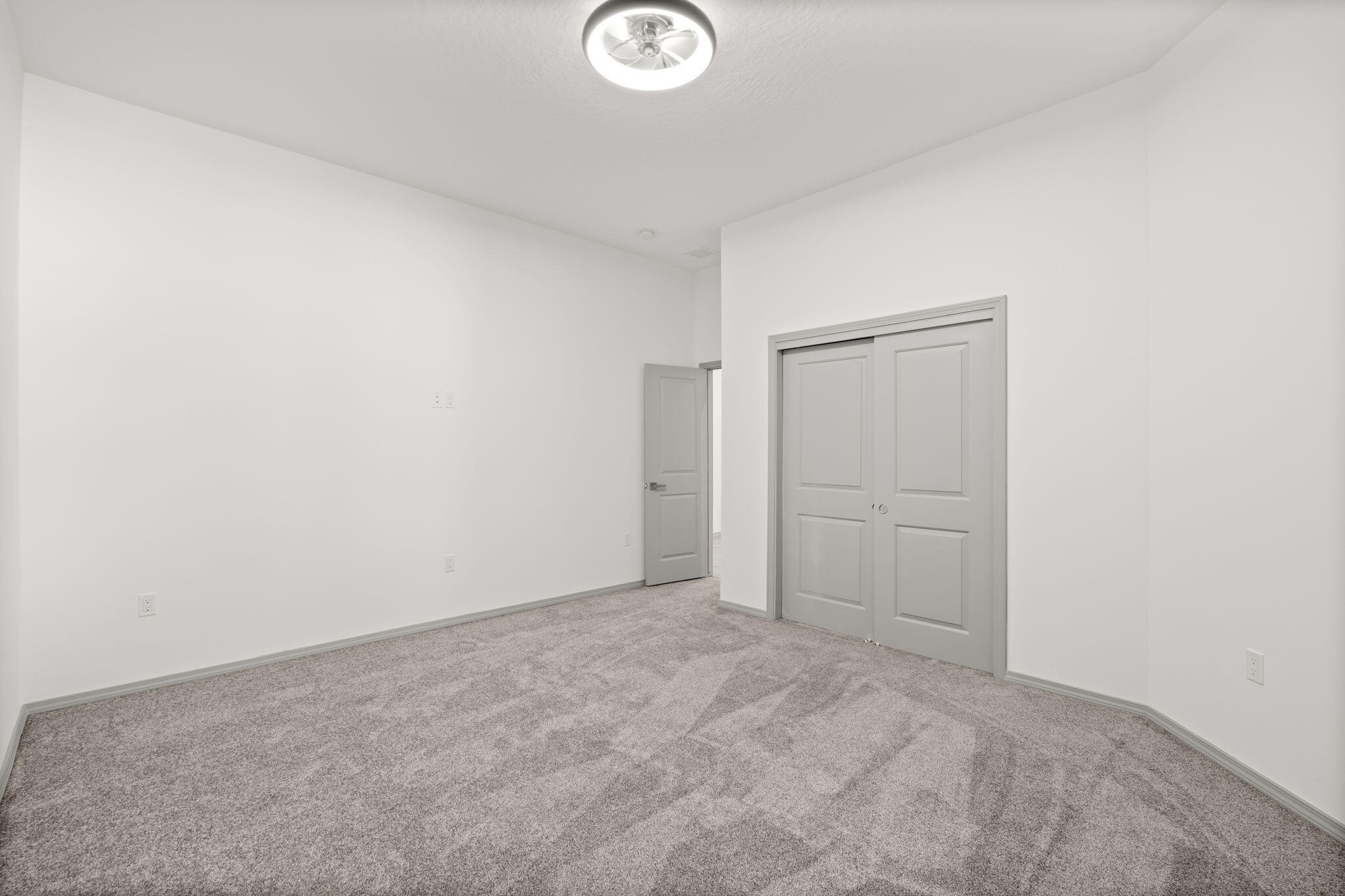 2006 SUTTLE Court NE