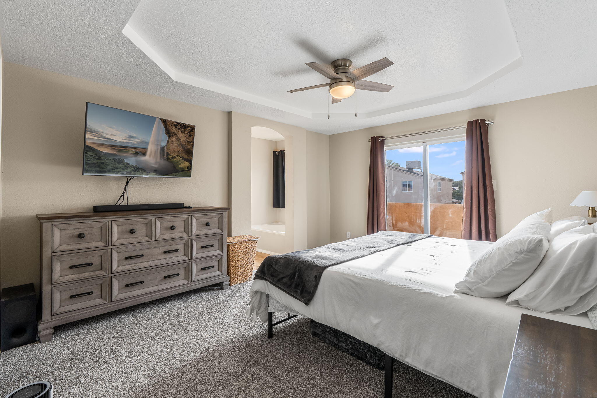 537 SKY TOWER Street SW