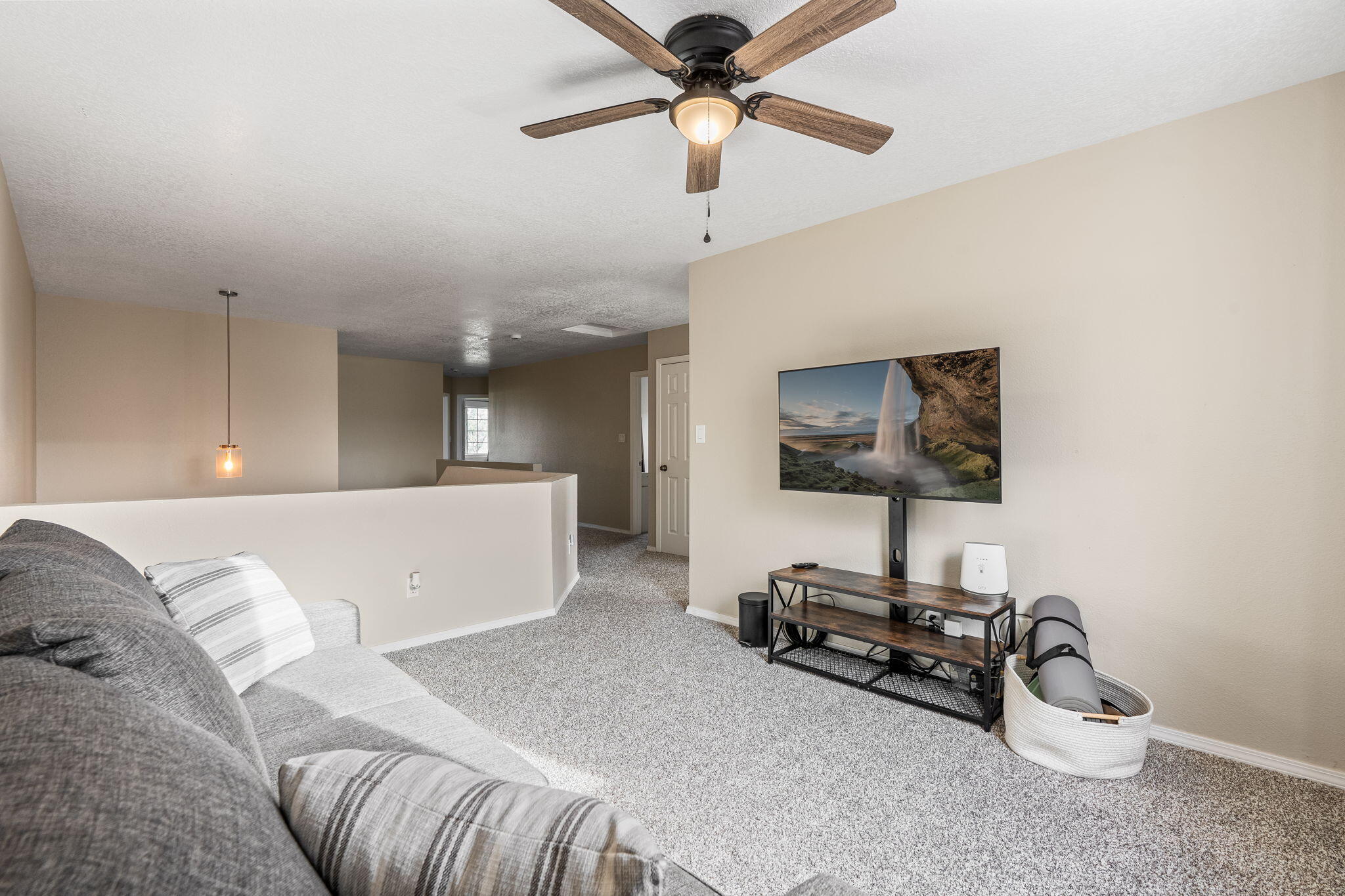 537 SKY TOWER Street SW