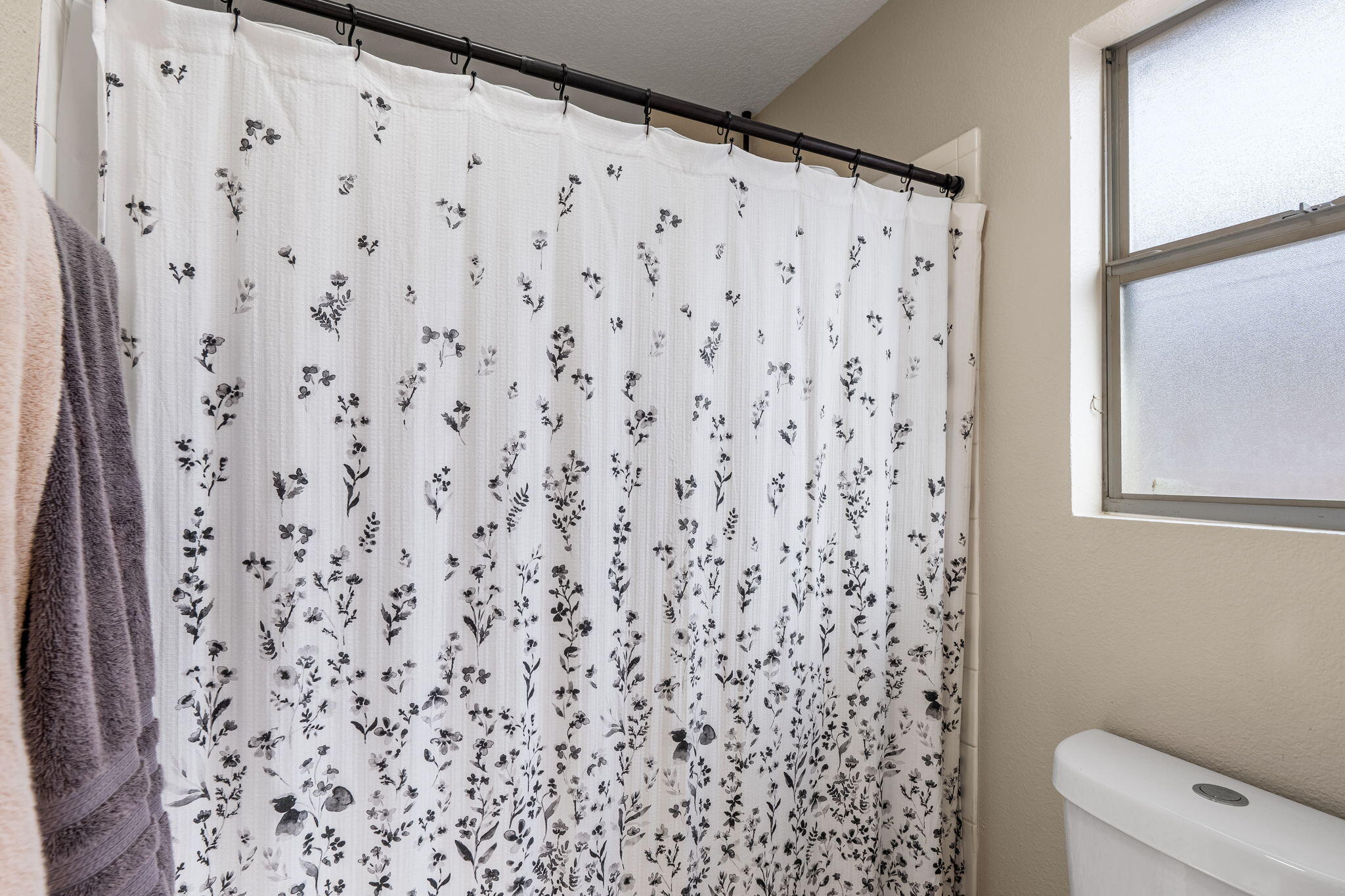 537 SKY TOWER Street SW