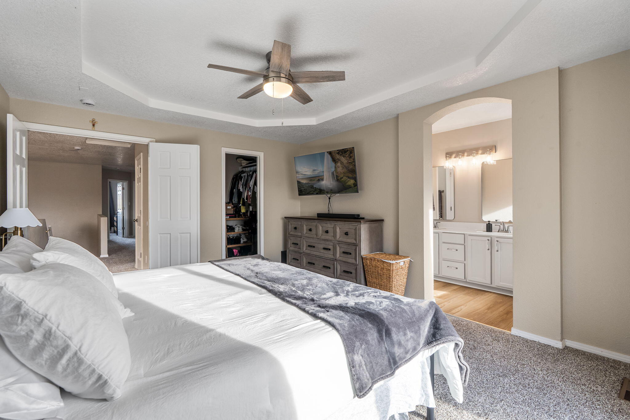 537 SKY TOWER Street SW