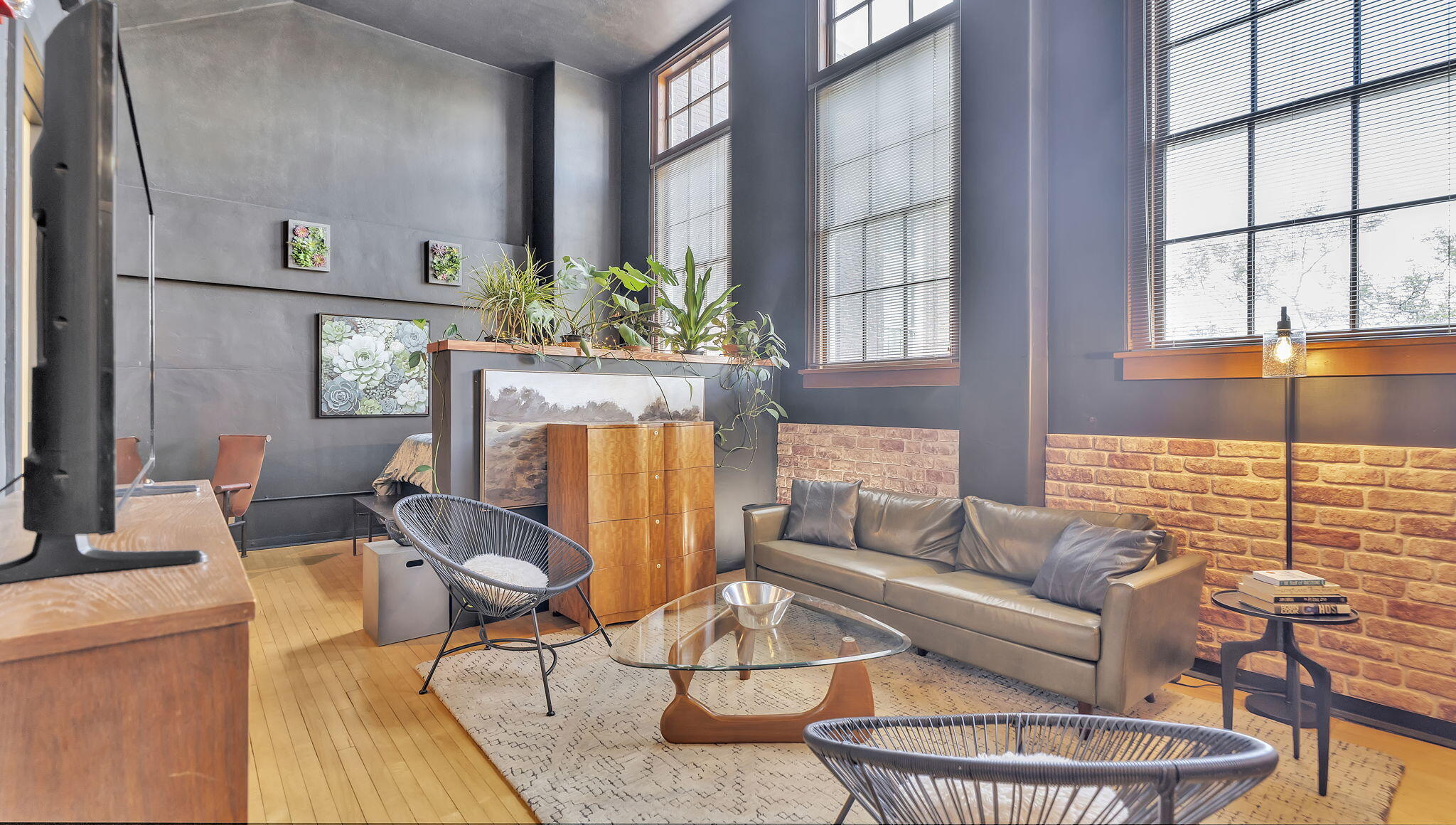 300 TIJERAS Avenue NE 319