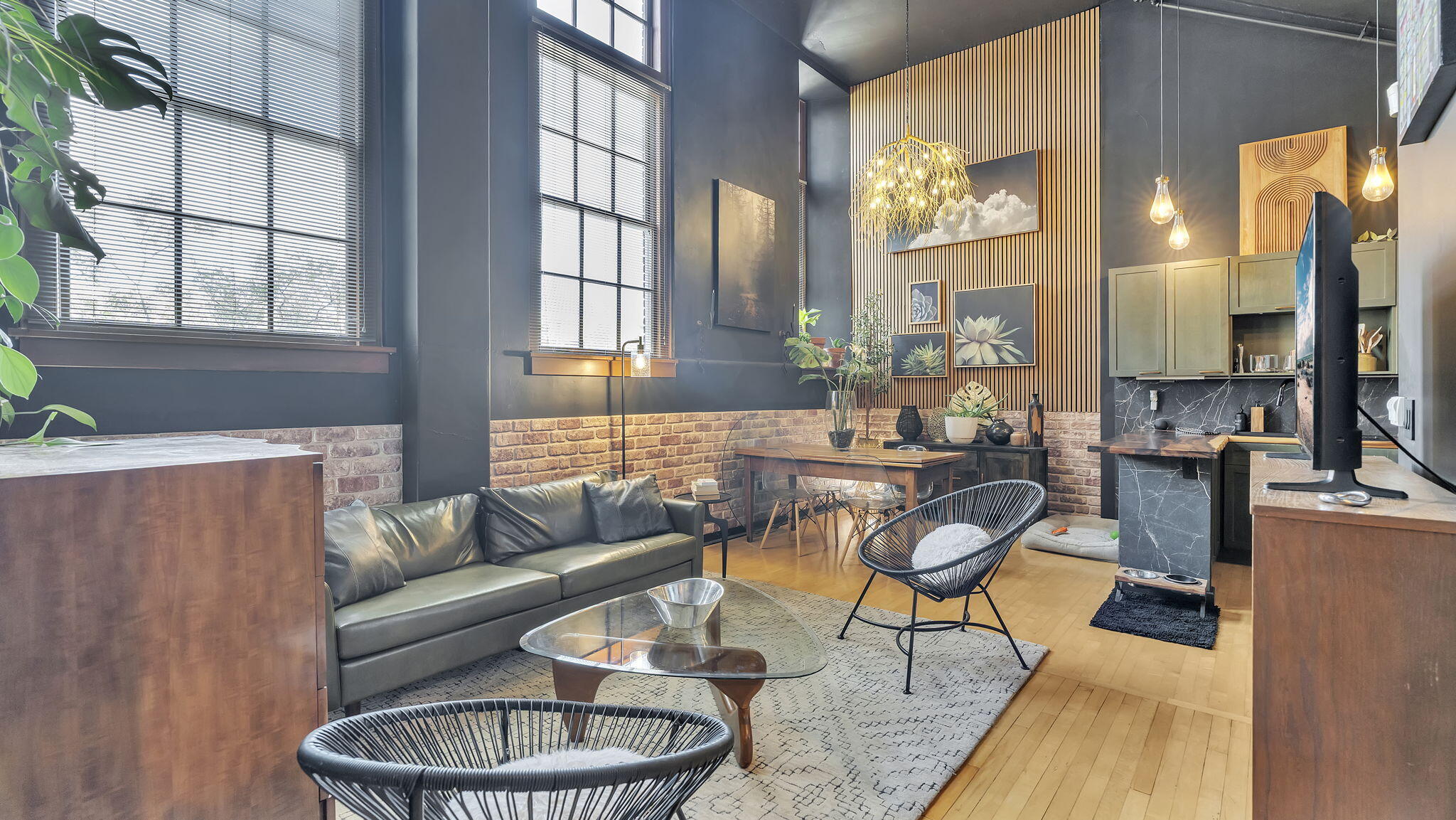 300 TIJERAS Avenue NE 319